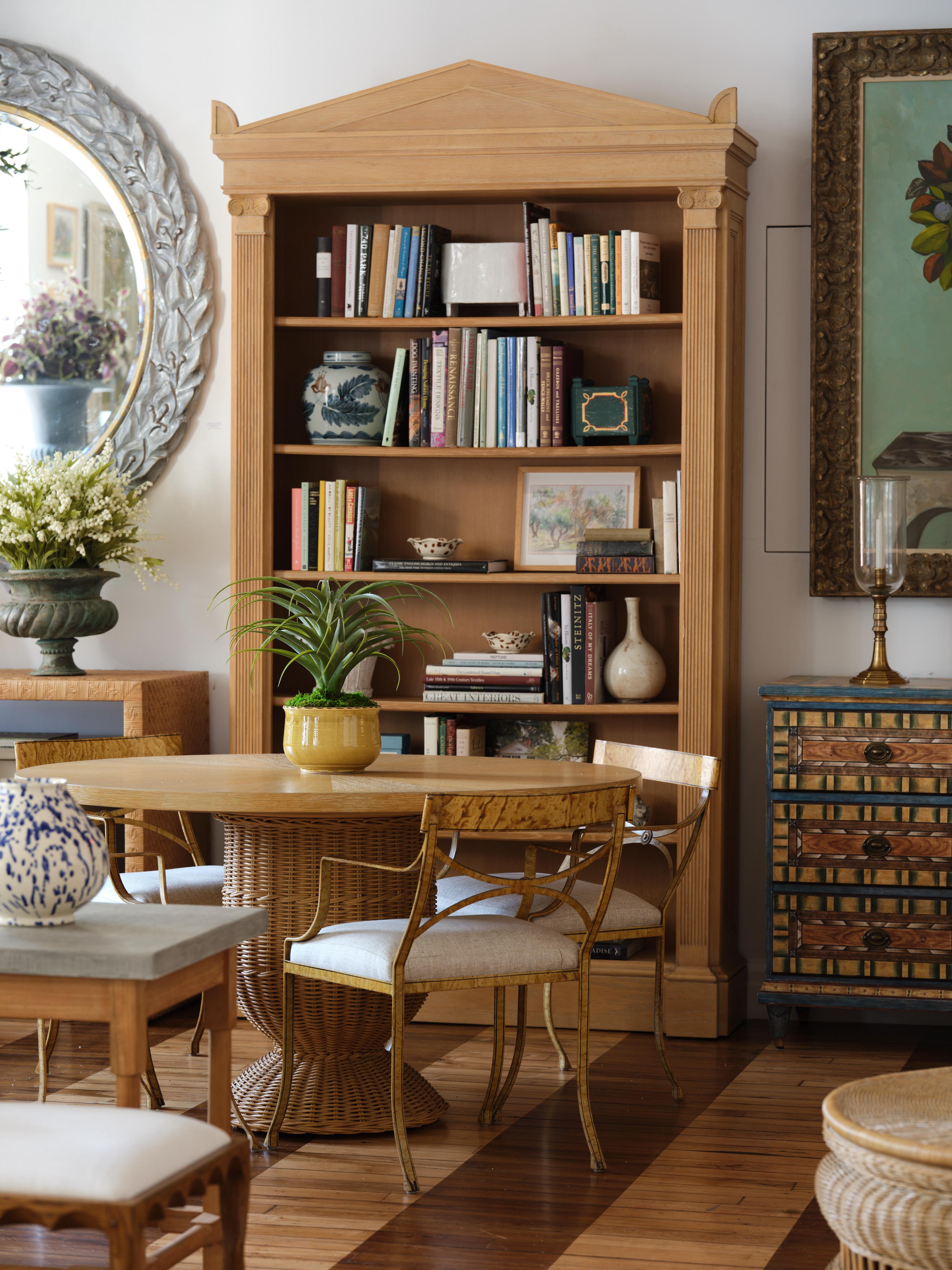 Bois Bunny Williams Home Bibliothèque Artemis en vente