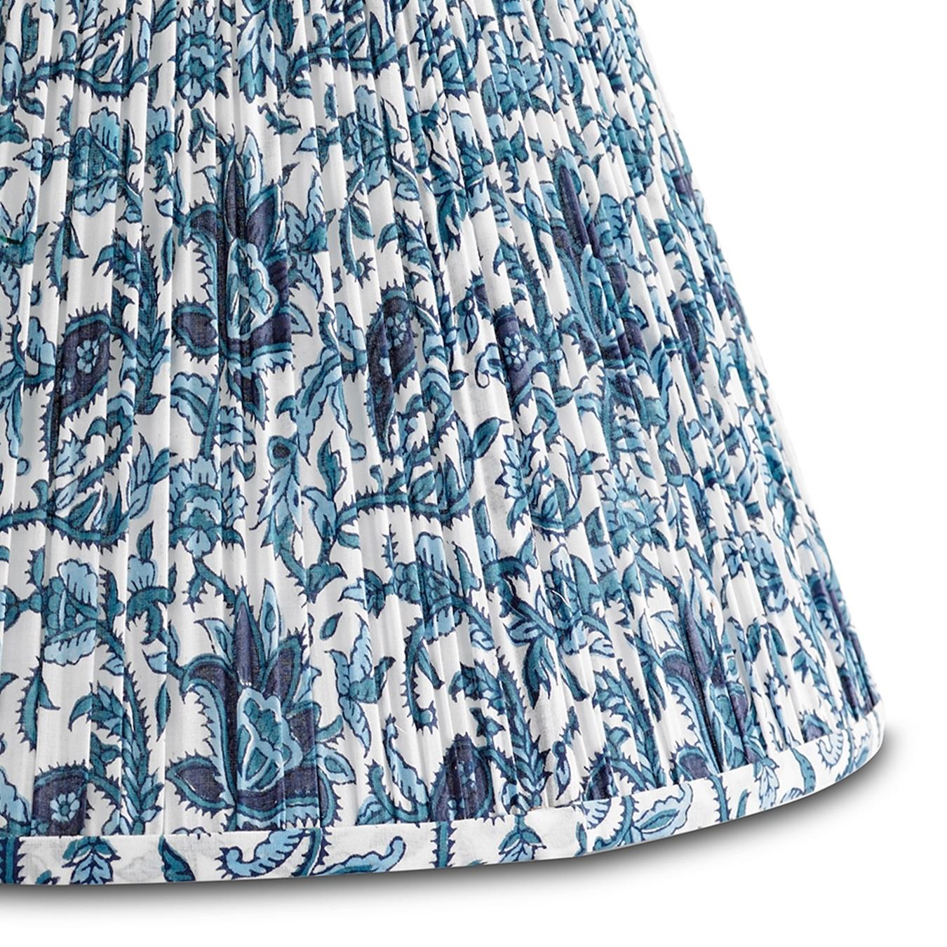 Américain Bunny Williams Home Block Print Southern Blues abat-jour de 18 pouces en vente