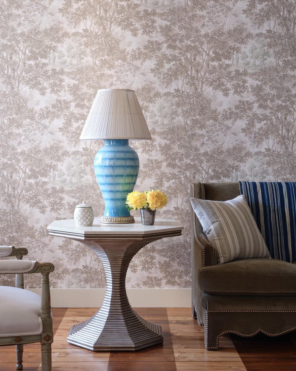 Contemporary Bunny Williams Home Block Printed Daisy Lampshade 18
