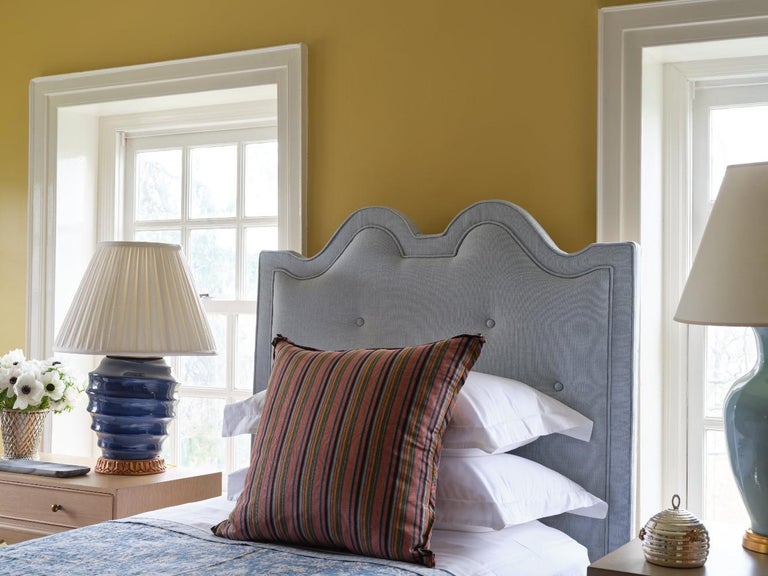 Bunny Williams Home Box Pleat Linen Lampshade 18