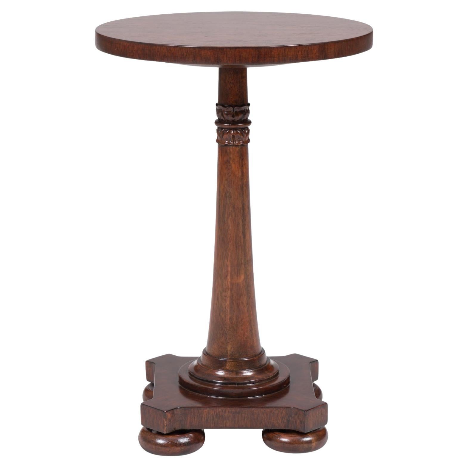 Table à boissons Bunny Williams Home Bun Foot en vente