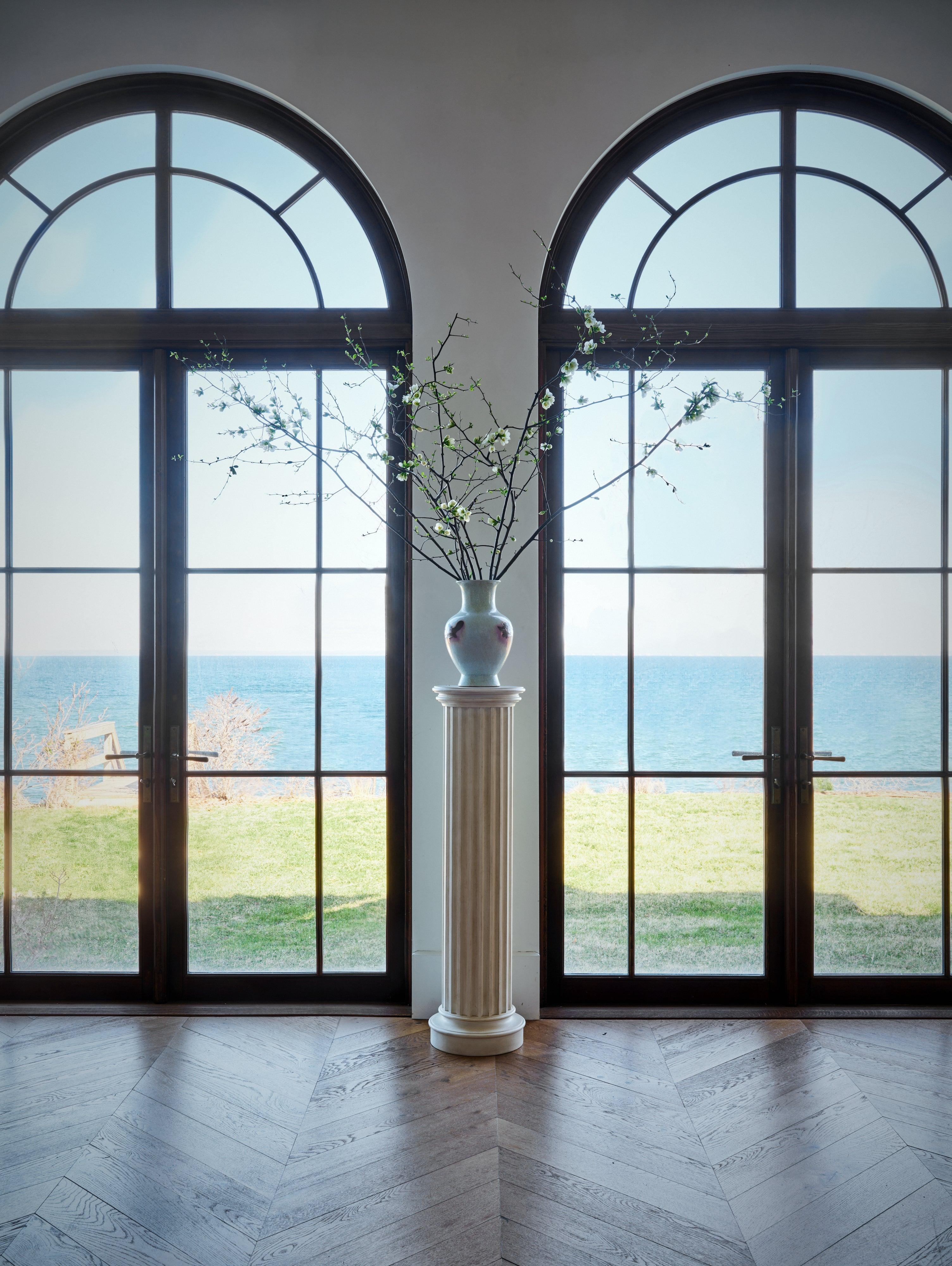 Pedestal Cassius de Bunny Williams Home Siglo XXI y contemporáneo en venta