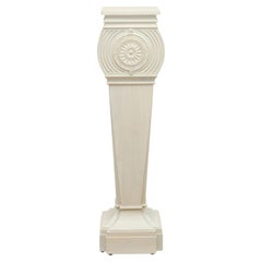 Bunny Williams Home Pedestal Gustave, Blanco