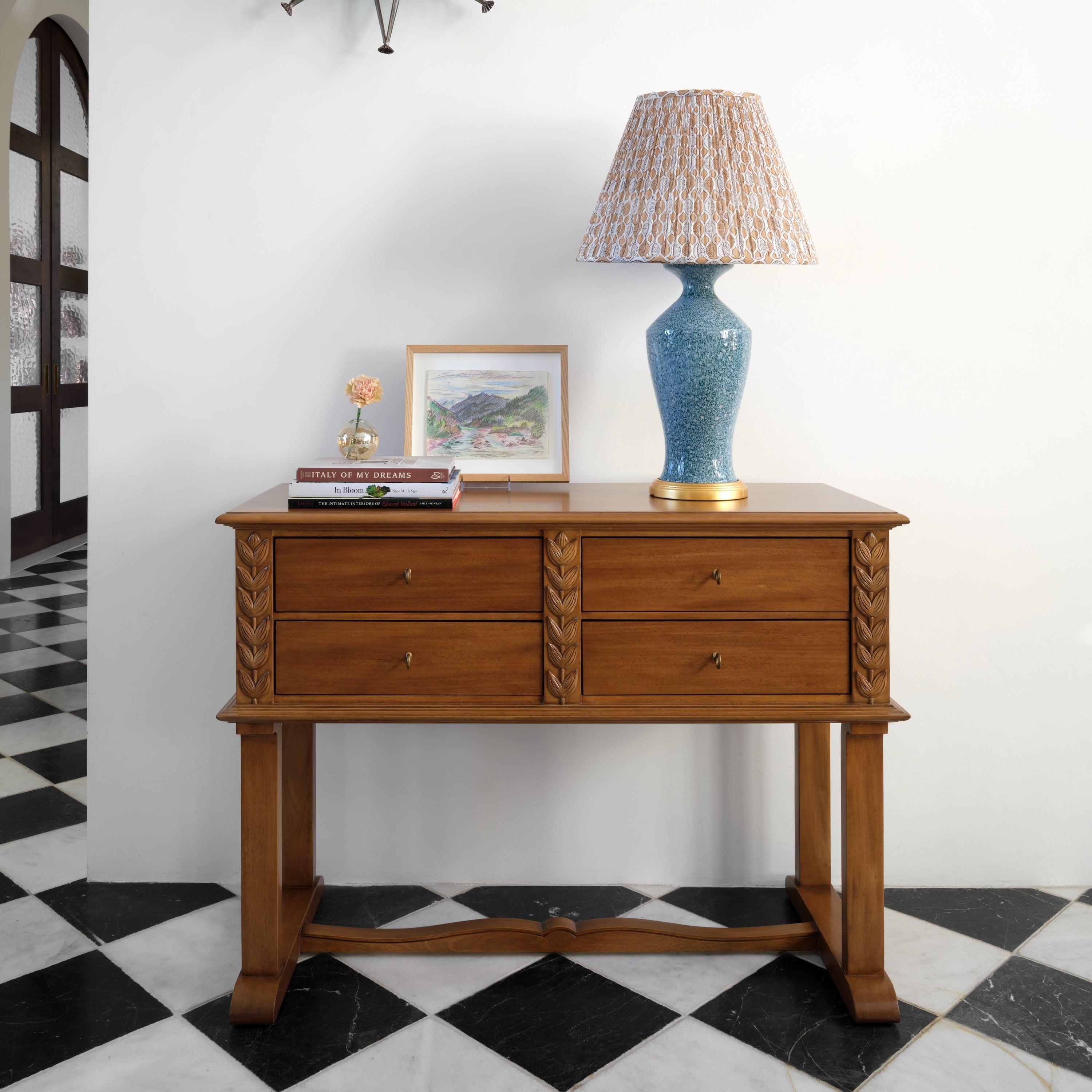 Bunny Williams Home Haverland Geschnitzte Konsole im Angebot 2