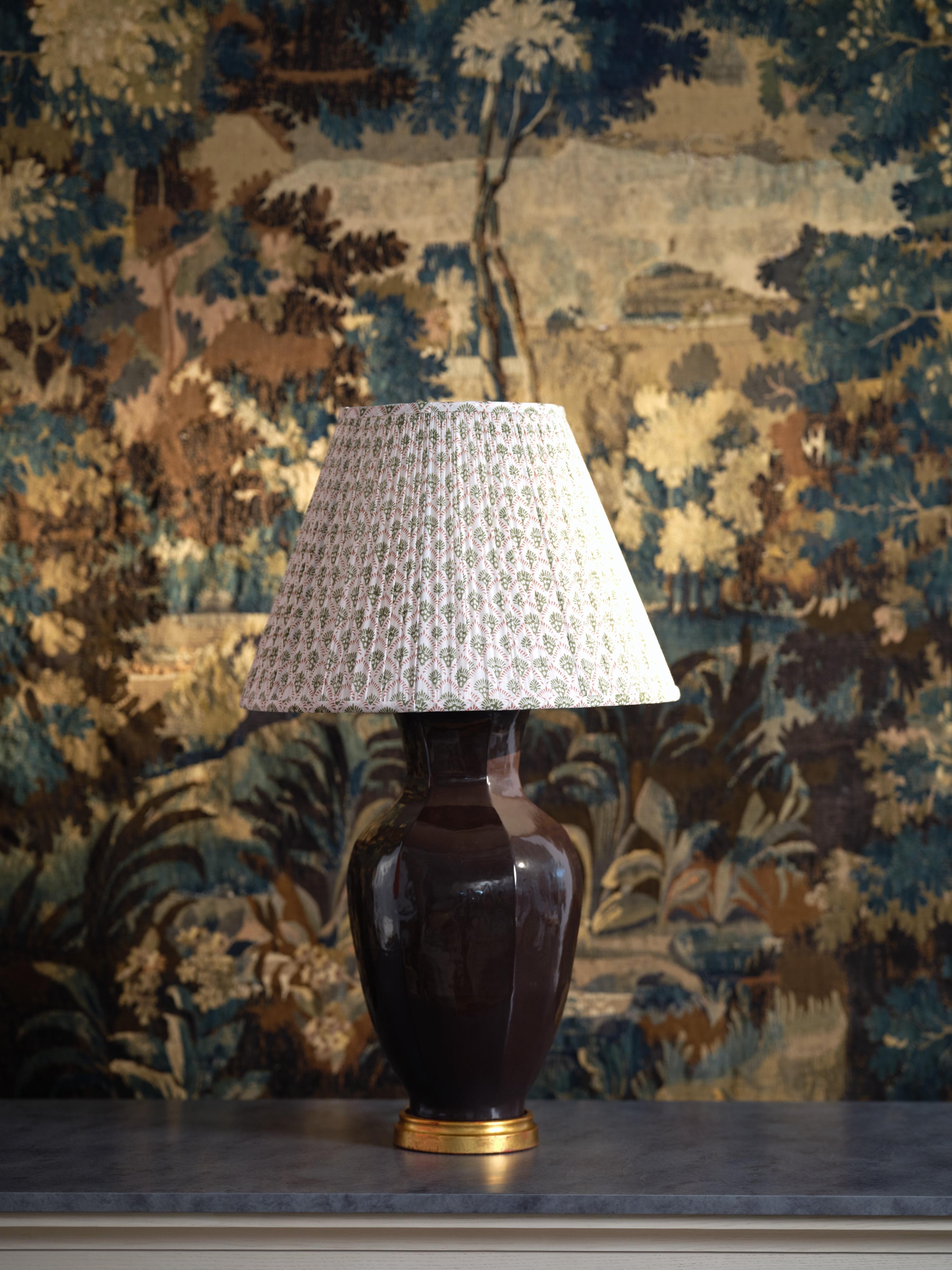 Bunny Williams Home Lampe à poser Hive (Brown) Neuf - En vente à New York, NY
