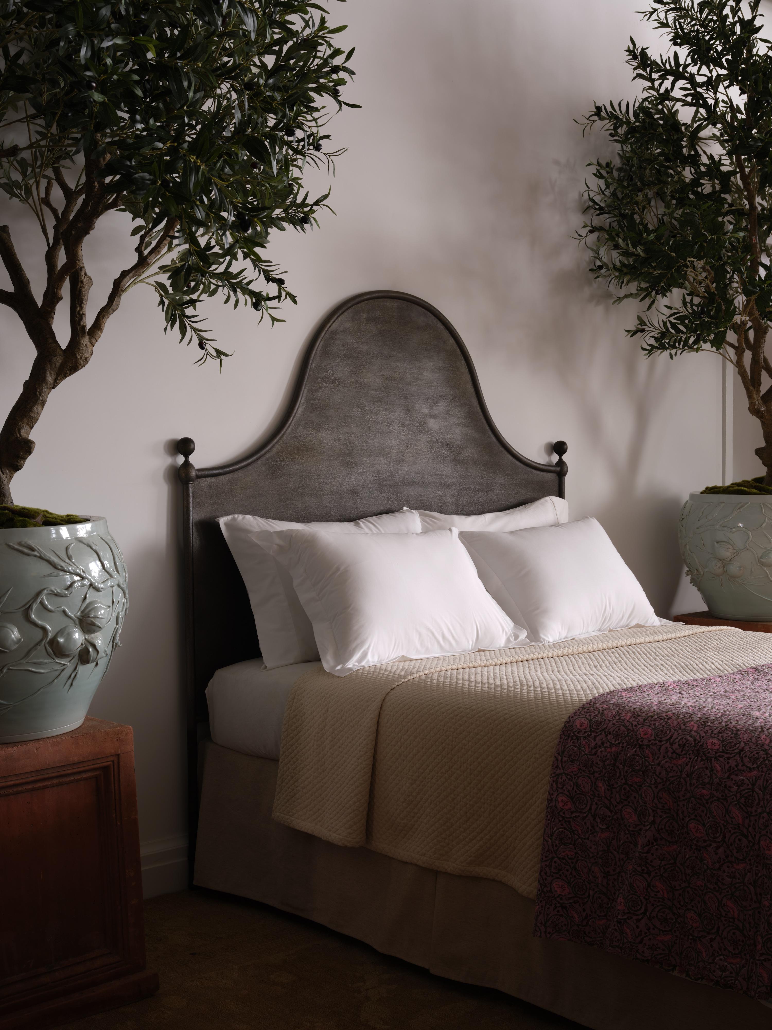 Bunny Williams Home Isadora Headboard, King For Sale 1