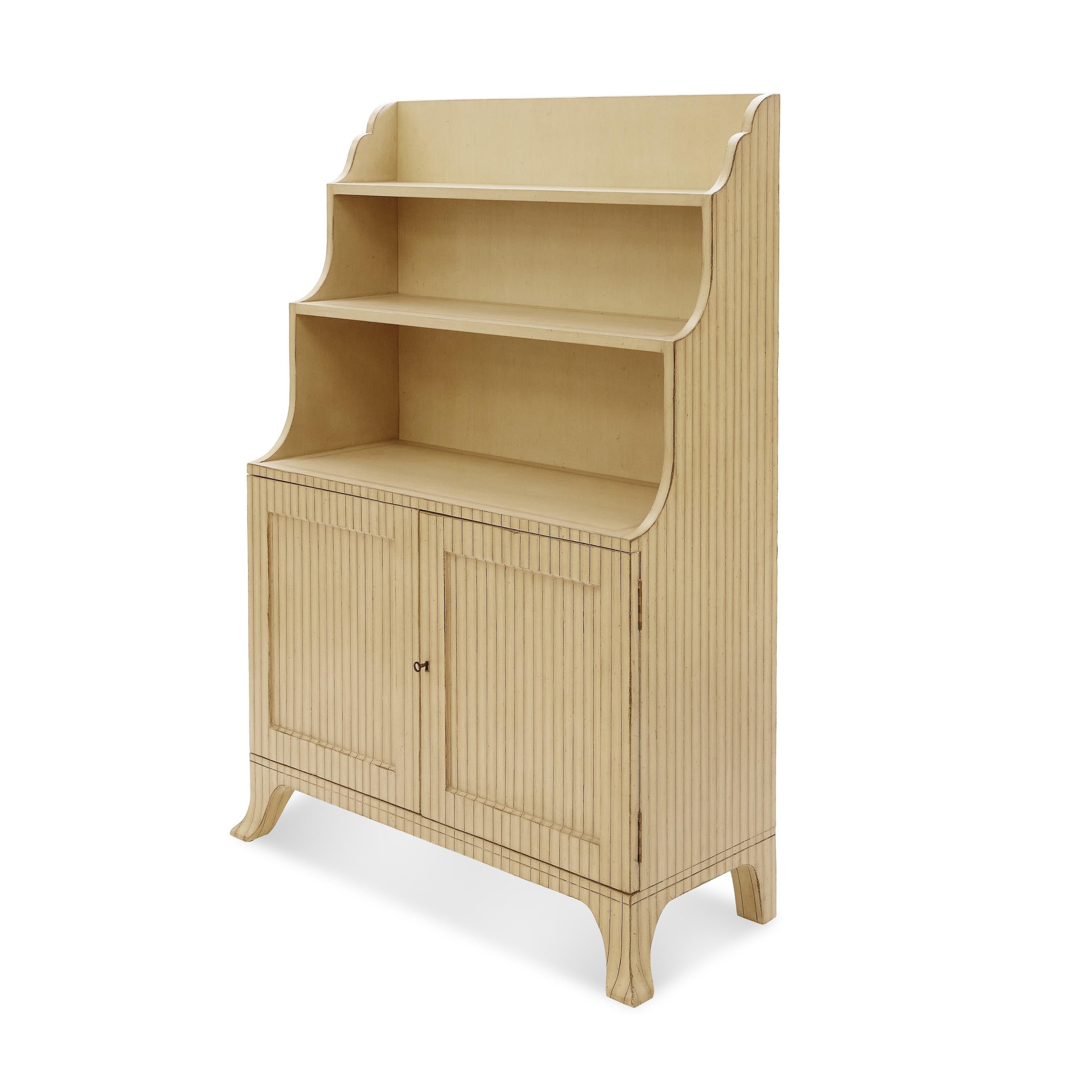 Bunny Williams Home Bleistiftstreifen-Etagere mit Streifen (Indonesisch) im Angebot