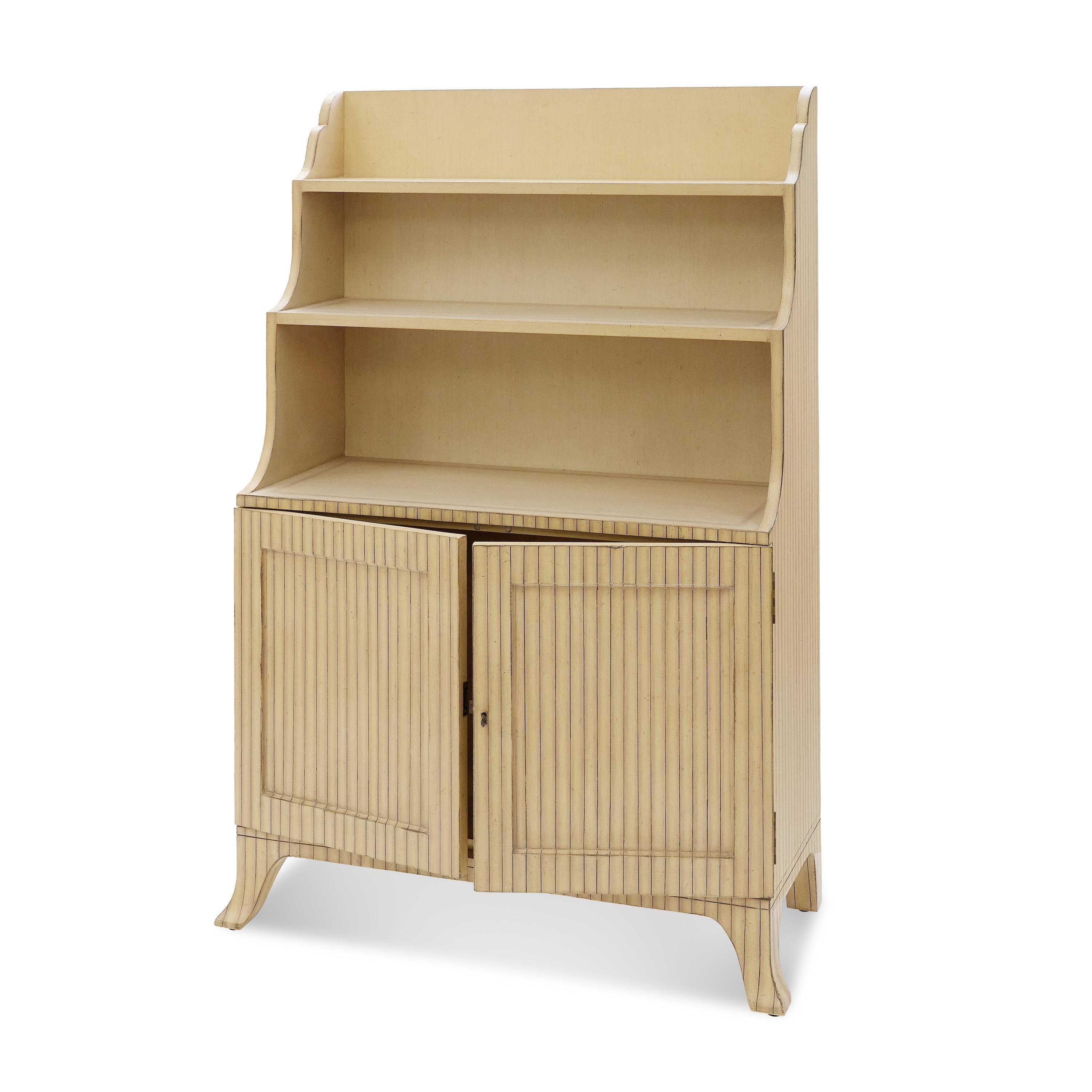 Bunny Williams Home Bleistiftstreifen-Etagere mit Streifen (21. Jahrhundert und zeitgenössisch) im Angebot