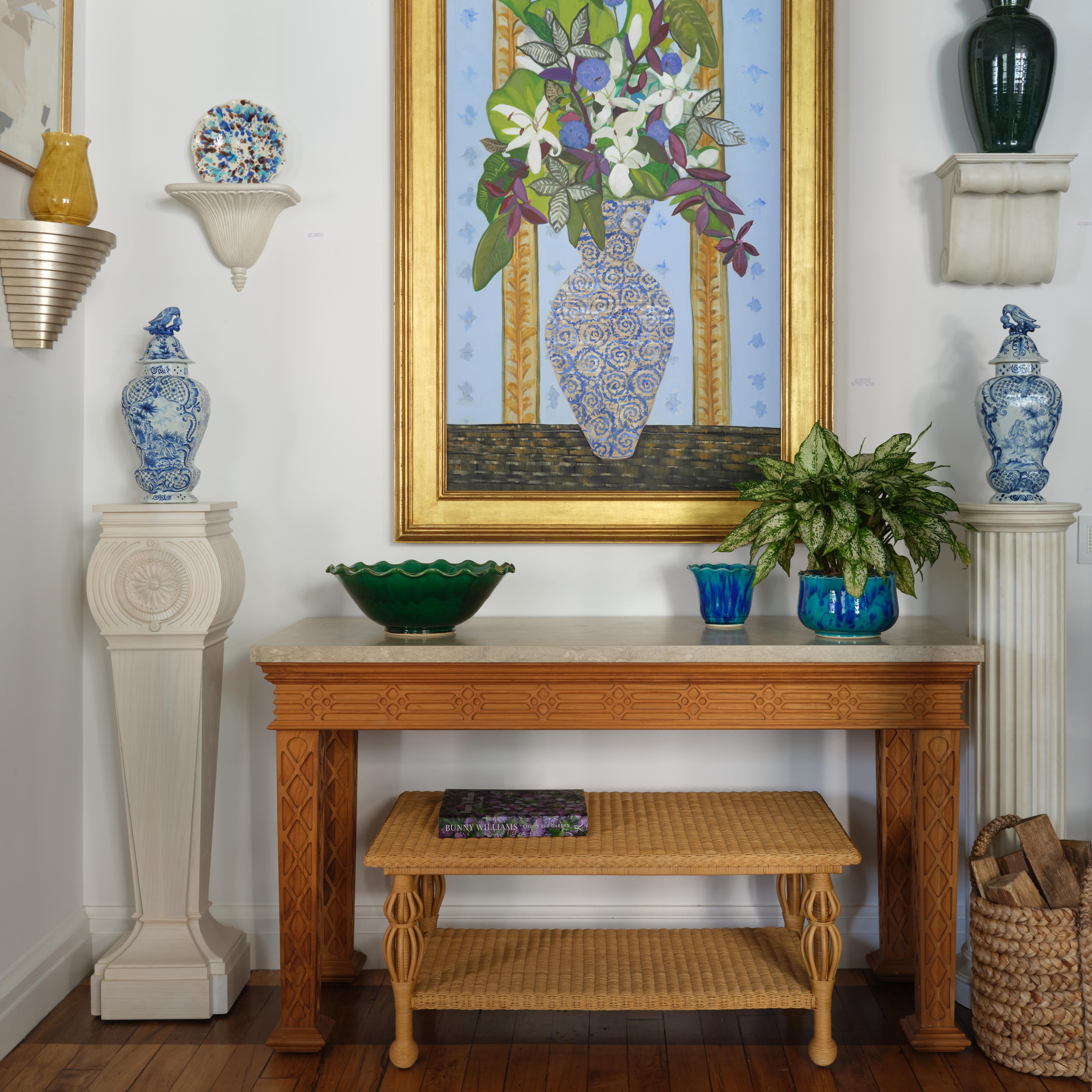 Soporte de pared Bunny Williams Home Regency (Blanco) Siglo XXI y contemporáneo en venta
