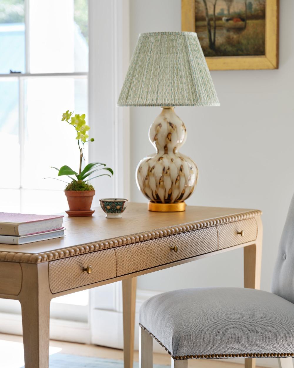 Bunny Williams Home Small Pheasant Feather Lamp (Brown) In New Condition For Sale In New York, NY