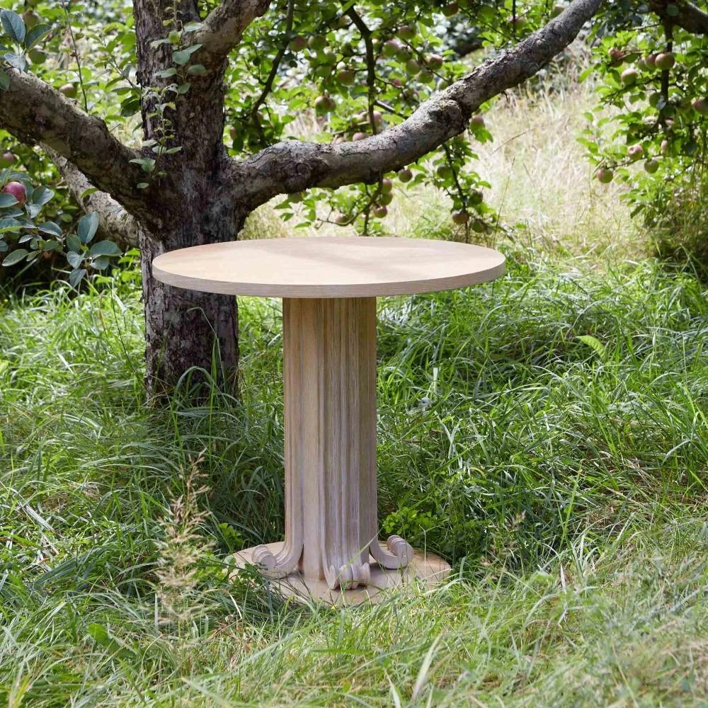 Contemporary Bunny Williams Home Wave Side Table For Sale