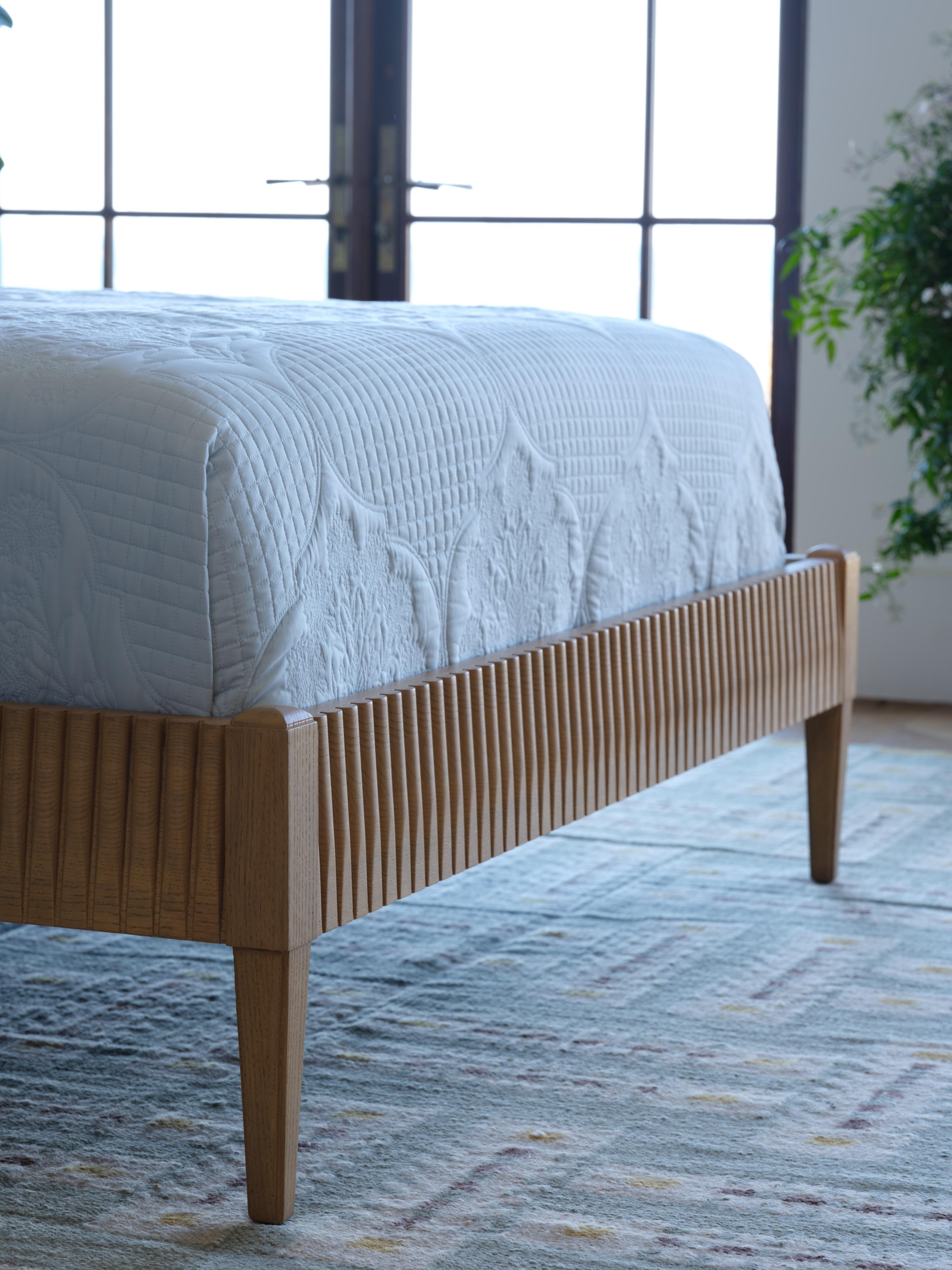 Bois Lit Winchester Home de Bunny Williams en vente