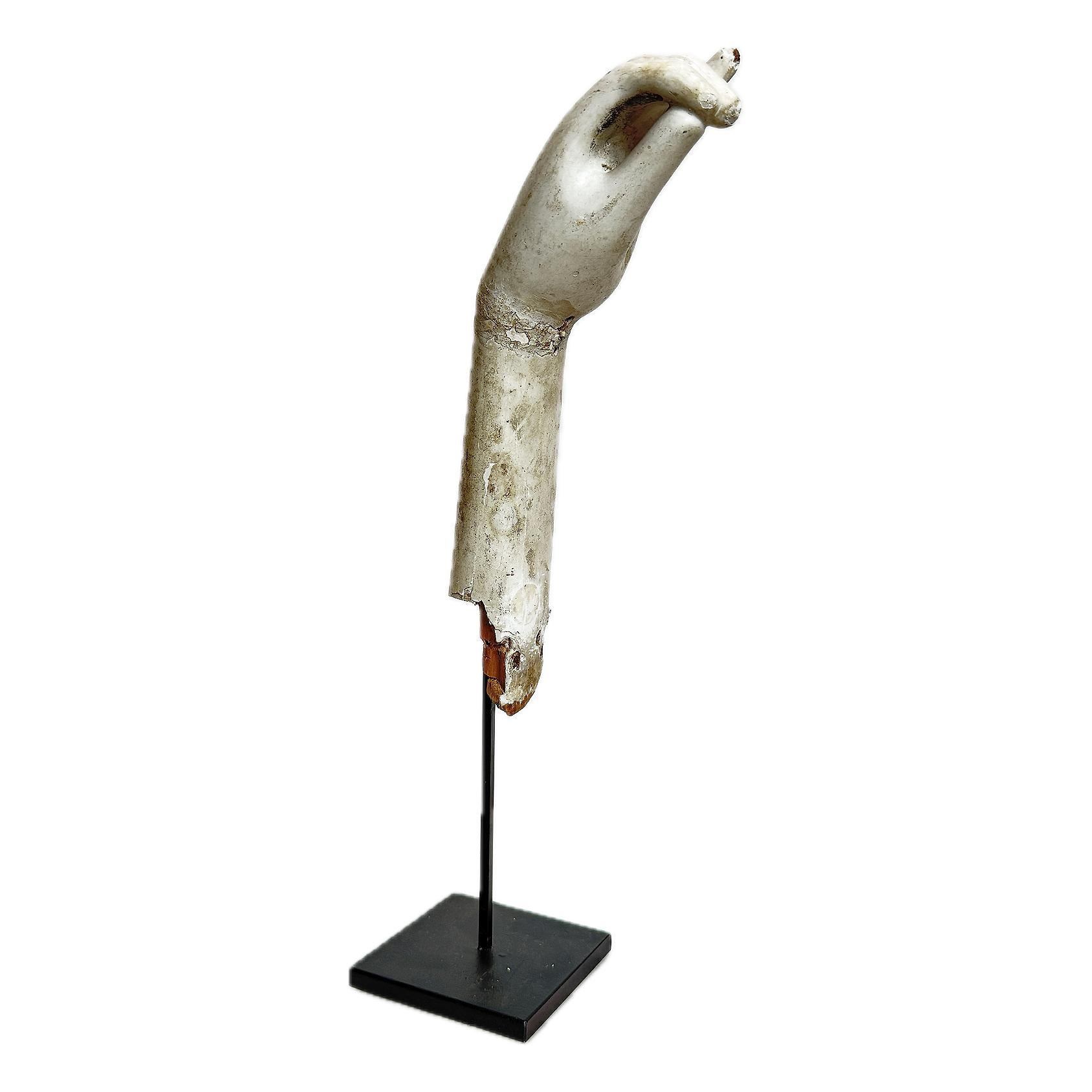 Japonais Fragment de main de marionnette Bunraku, Wood, Japon, période Meiji en vente