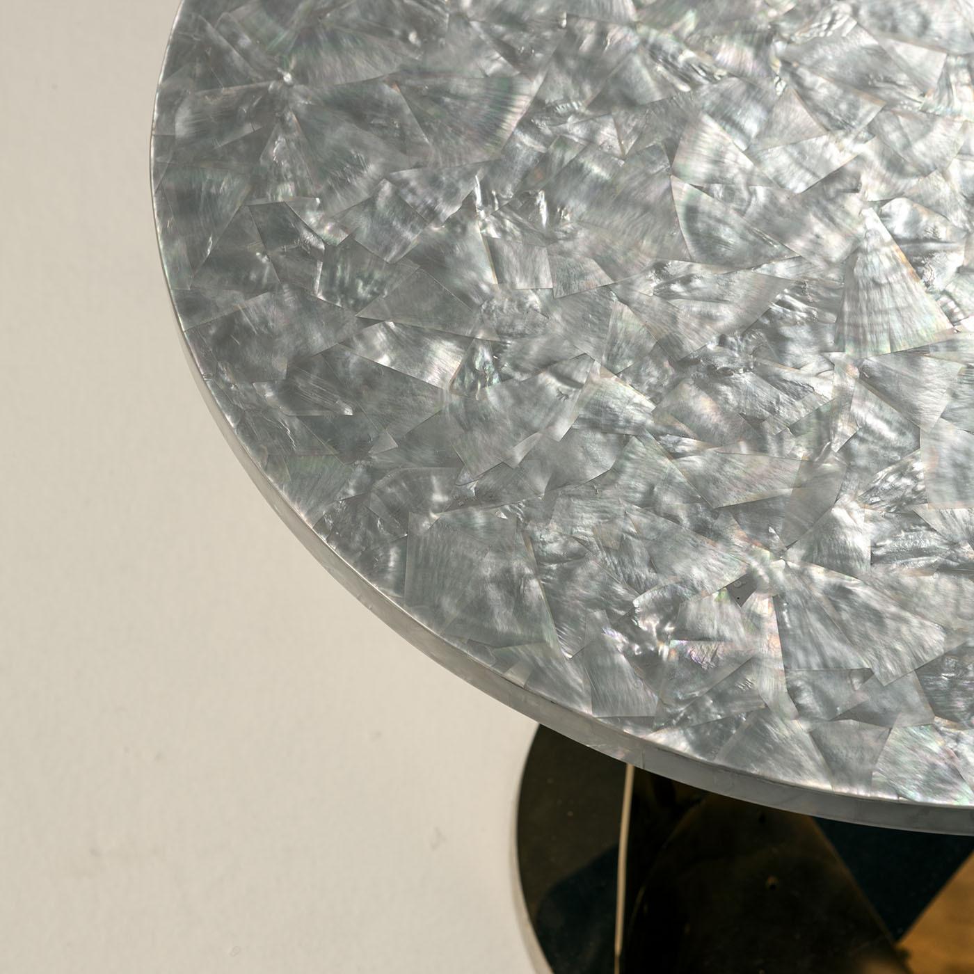 Contemporary Buonanotte Round Nacre & Golden Side Table by Obsydian Stone For Sale