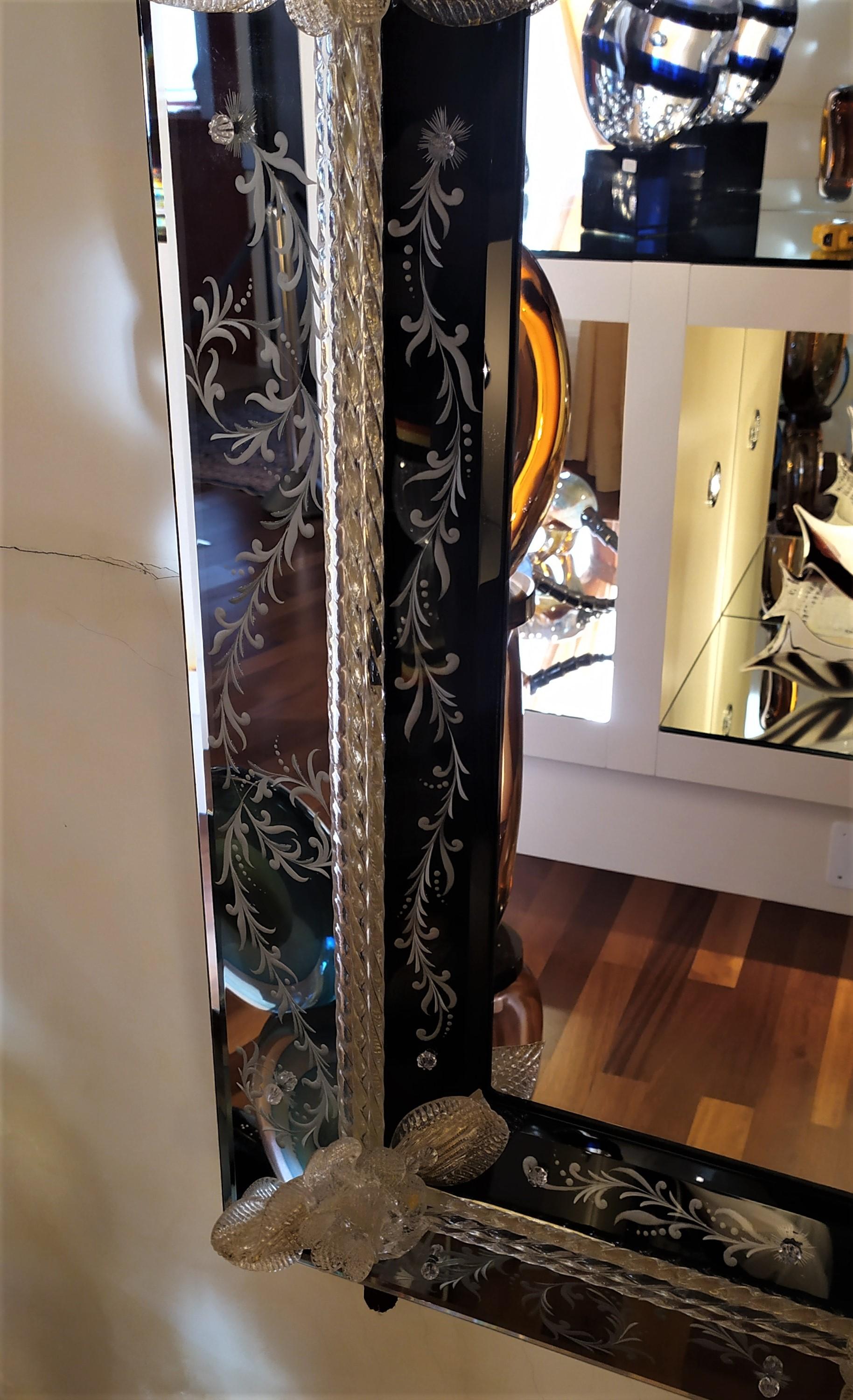 Fait main Miroir rectangulaire Burano en verre de Murano de style vénitien par Fratelli Tosi en vente