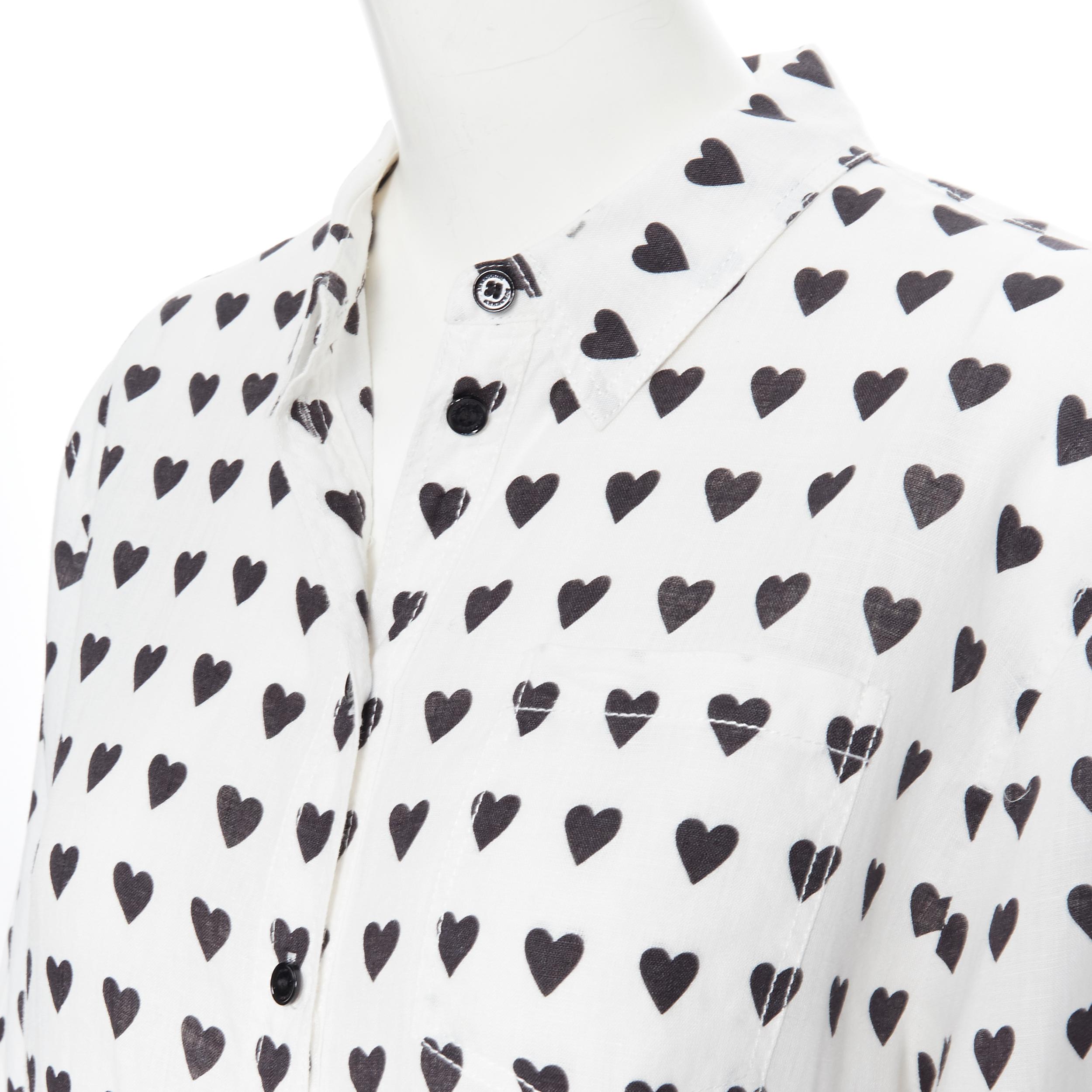 BURBERRY 100% cotton white black heart print regulat fit casual shirt L
Brand: Burberry
Model Name / Style: Heart print shirt
Material: Cotton
Color: White
Pattern: Other; heart print
Closure: Button
Extra Detail: Heart print. Patch breast