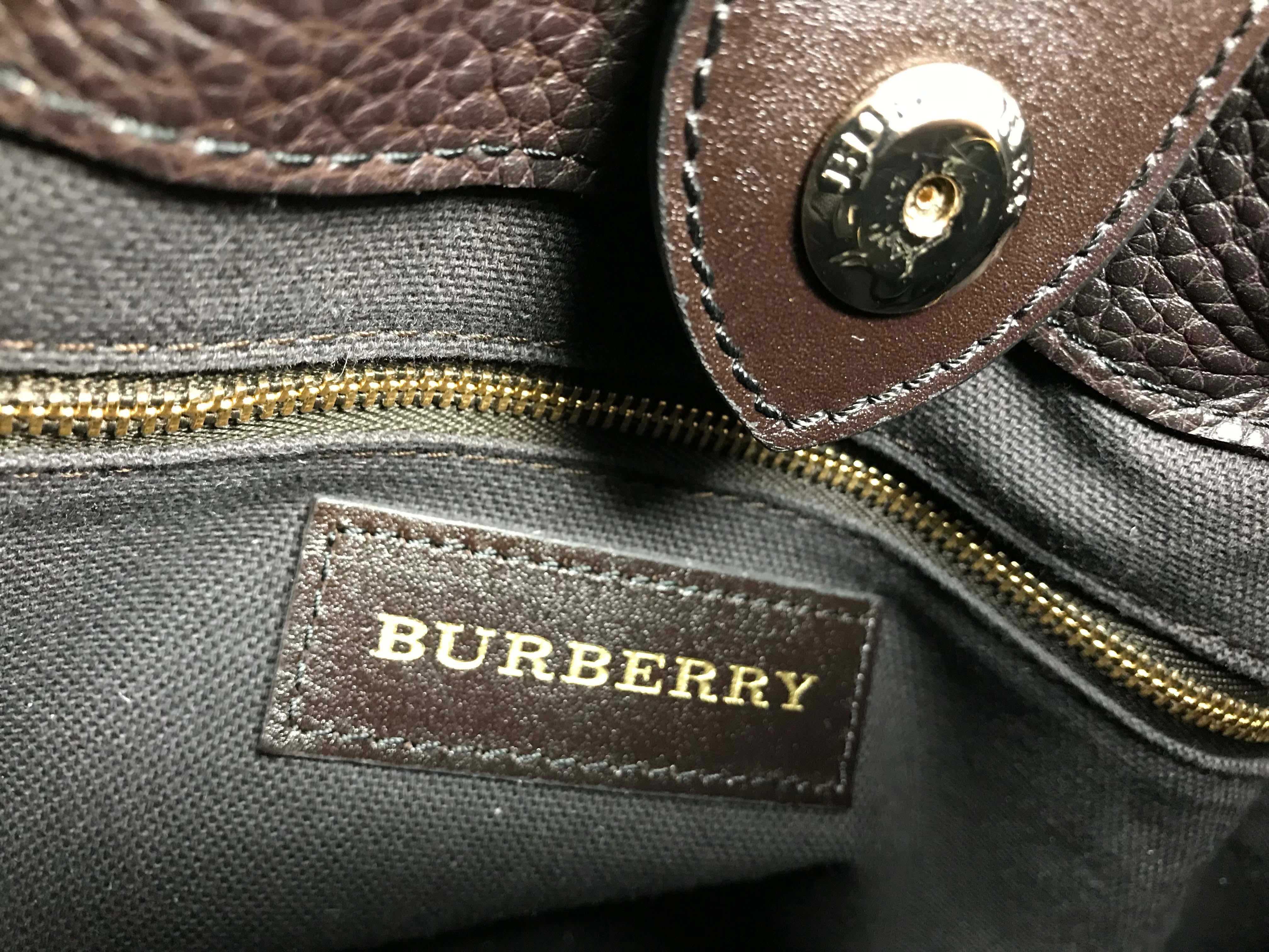 Burberry 3882406 Medium Willenmore Haymarket Check Ladies Hobo Bag 1