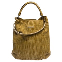 Burberry Bernstein Leder Nieten Hadwin Hobo