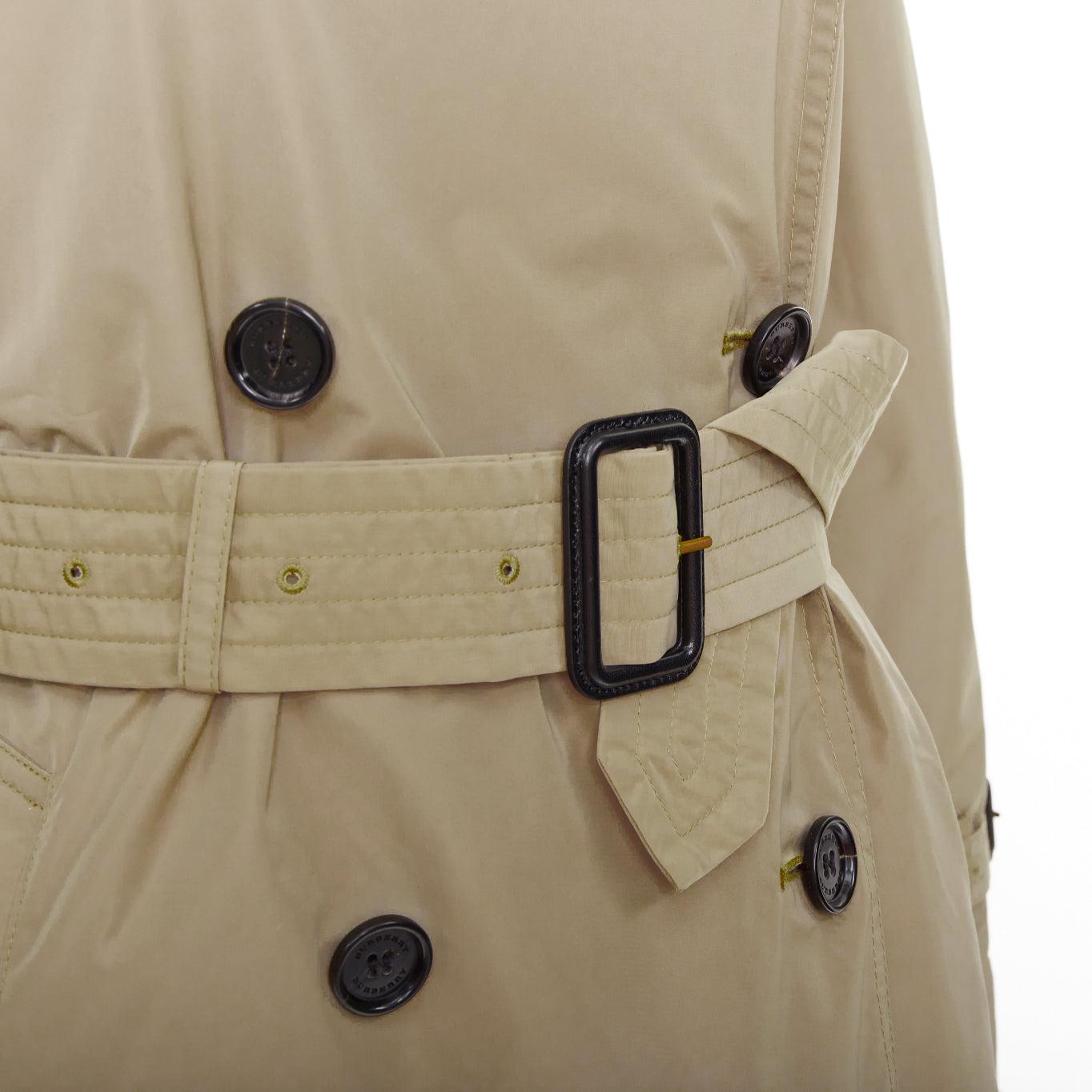 BURBERRY Gabardina Amberford de nailon con tafetán House Check forrada con capucha IT38 XS en venta 3