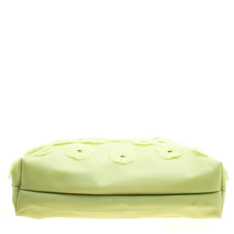 Burberry Apple Green PVC Petal in Flowers Clutch 5