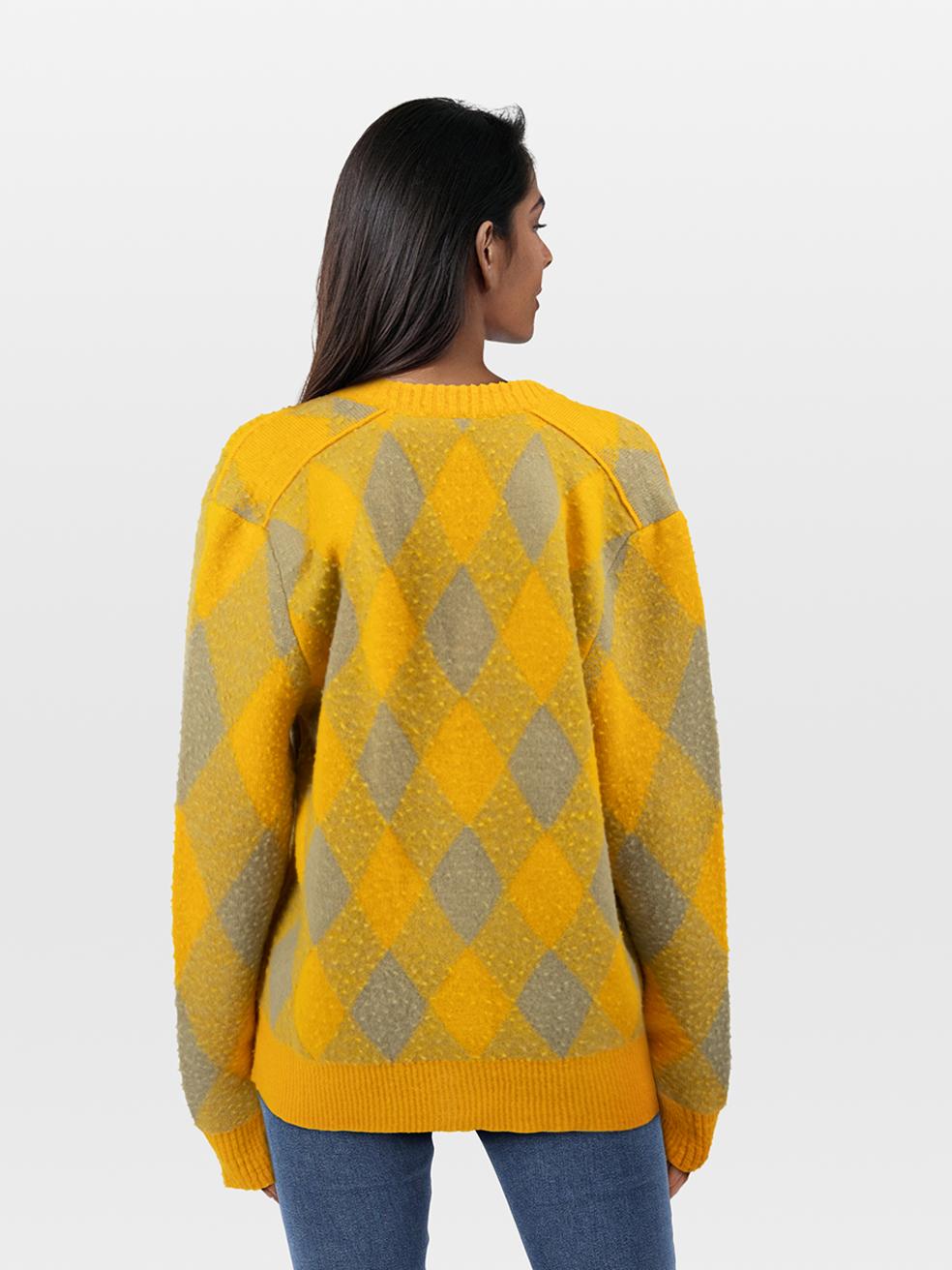 CONDITION is New with tags. No visible wear to cardigan is evident on this new Burberry designer resale item.
 
 Details
 
 
 Model: Argyle Jacquard
 
 Yellow
 
 Wool
 
 Cardigan
 
 Tartan pattern
 
 Signature Equestrian Knight motif
 
 Rib knit