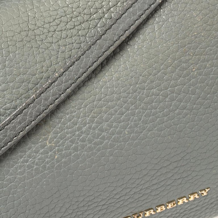 Burberry Ash Grey Grained Leather Leah Crossbody Bag at 1stDibs