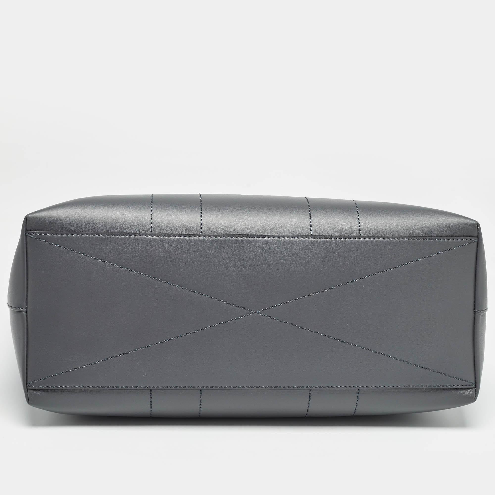 Burberry Ash Grey Leather Ormond Tote For Sale 1