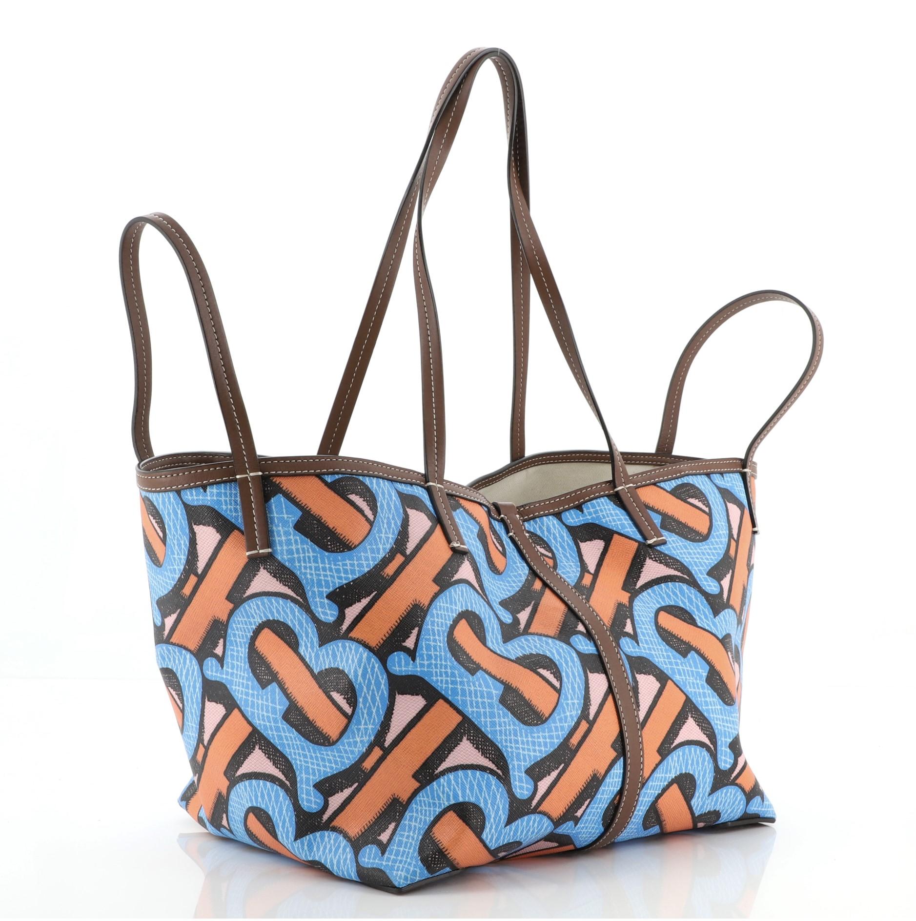 Beach Tote Monogramm E-Canvas Mini von Burberry (Grau)