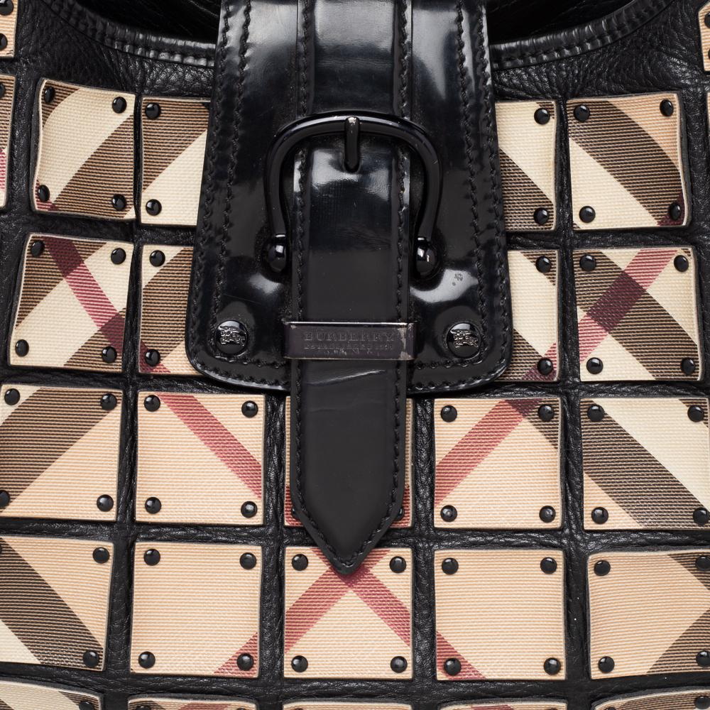 Burberry Beige/Negro Nova Check Lienzo y Piel Brooke Guerrero Hobo con Tachuelas 7