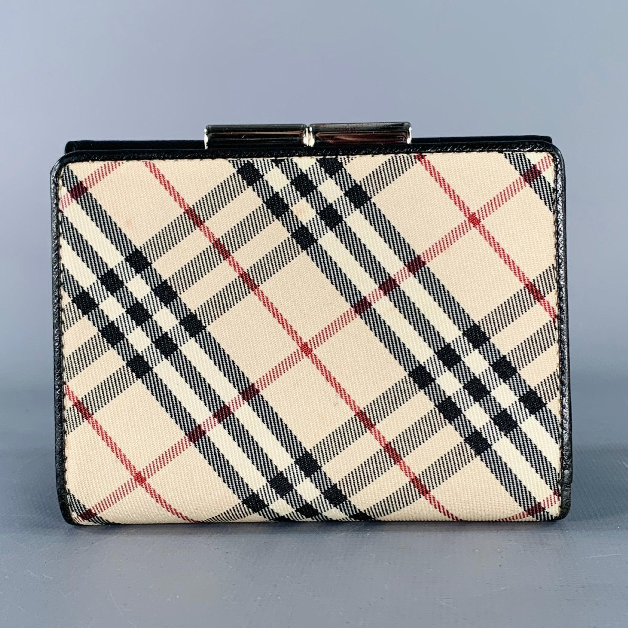 BURBERRY Beige Black Plaid Saffiano Leather Nylon Wallet In Good Condition For Sale In San Francisco, CA