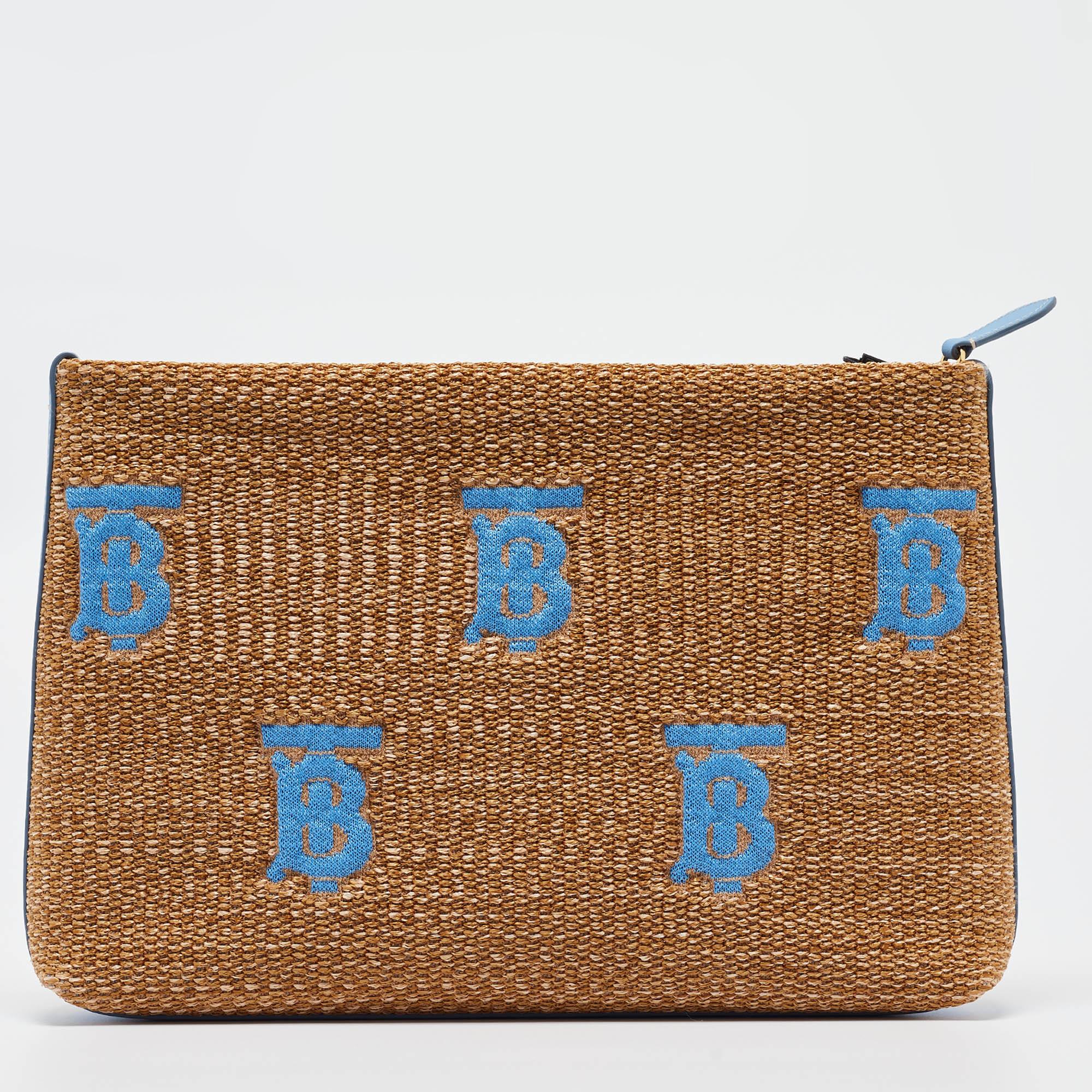 Burberry Beige/Blue Straw and Leather Duncan Clutch In Excellent Condition For Sale In Dubai, Al Qouz 2