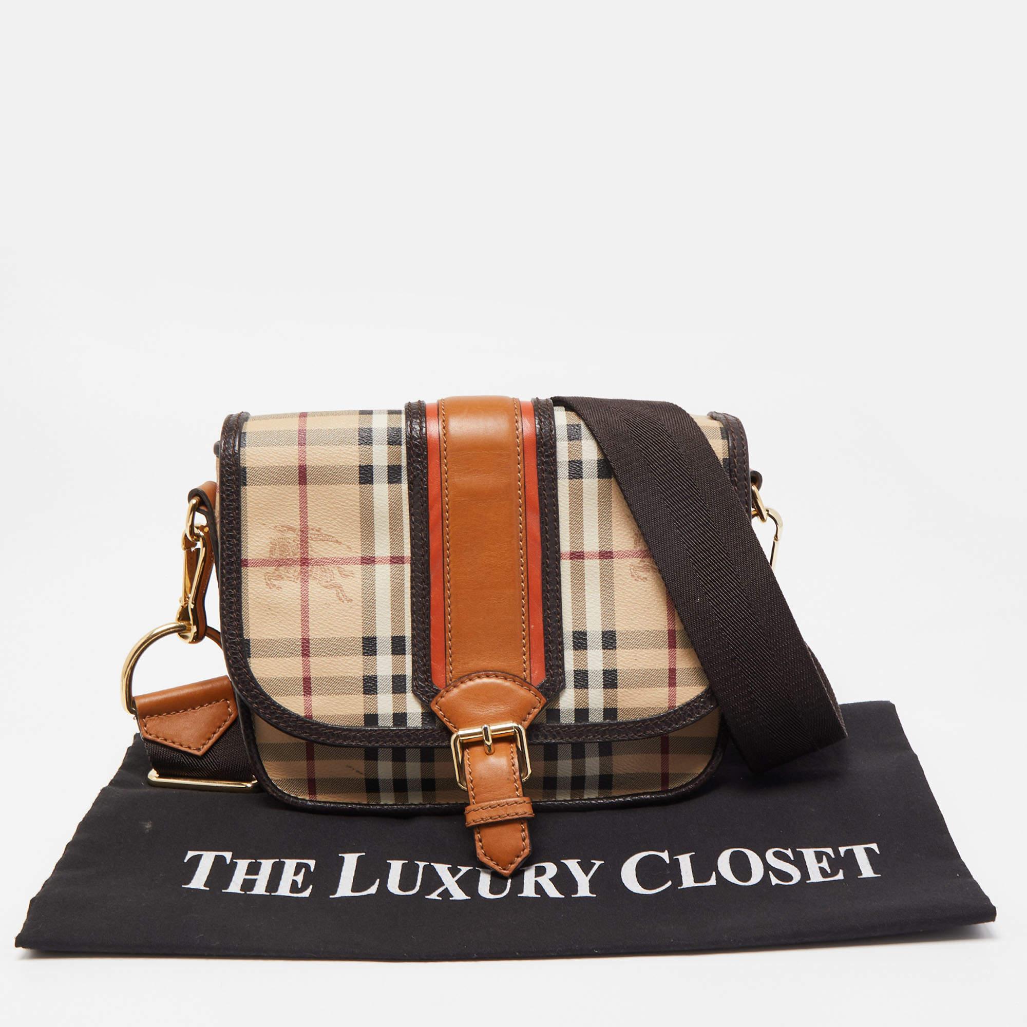 Burberry Beige/Brown Haymarket Check Coated Canvas and Leather Buckle Flap Cross In Good Condition In Dubai, Al Qouz 2