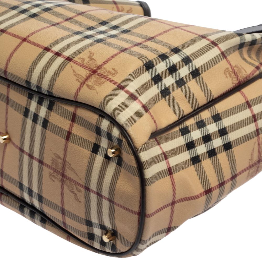 Burberry Beige/Braun Haymarket Check PVC und Leder Walden Hobo 1