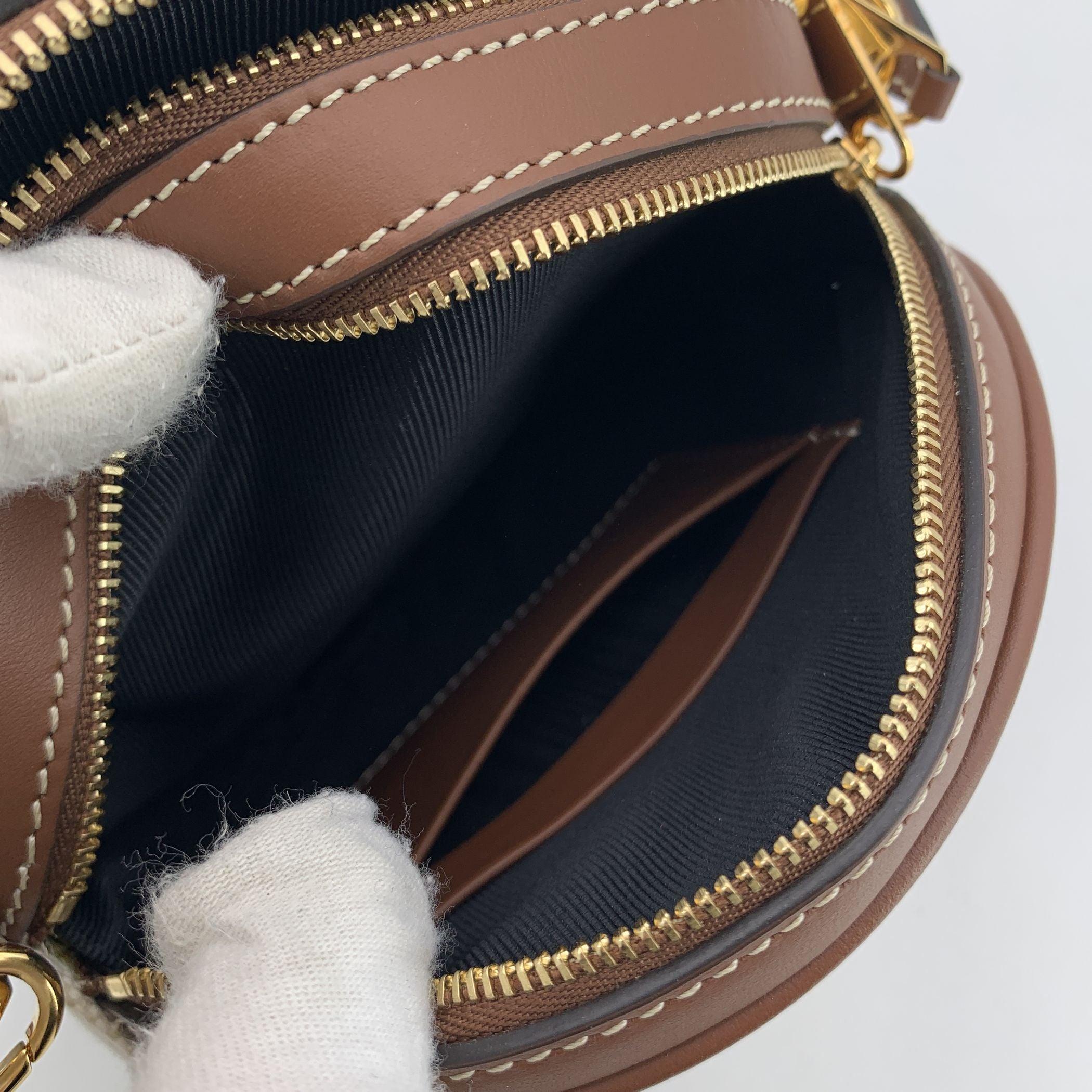De las mujeres Bolso Crossbody Redondo Louise de Lona Beige con Logotipo de Burberry en venta