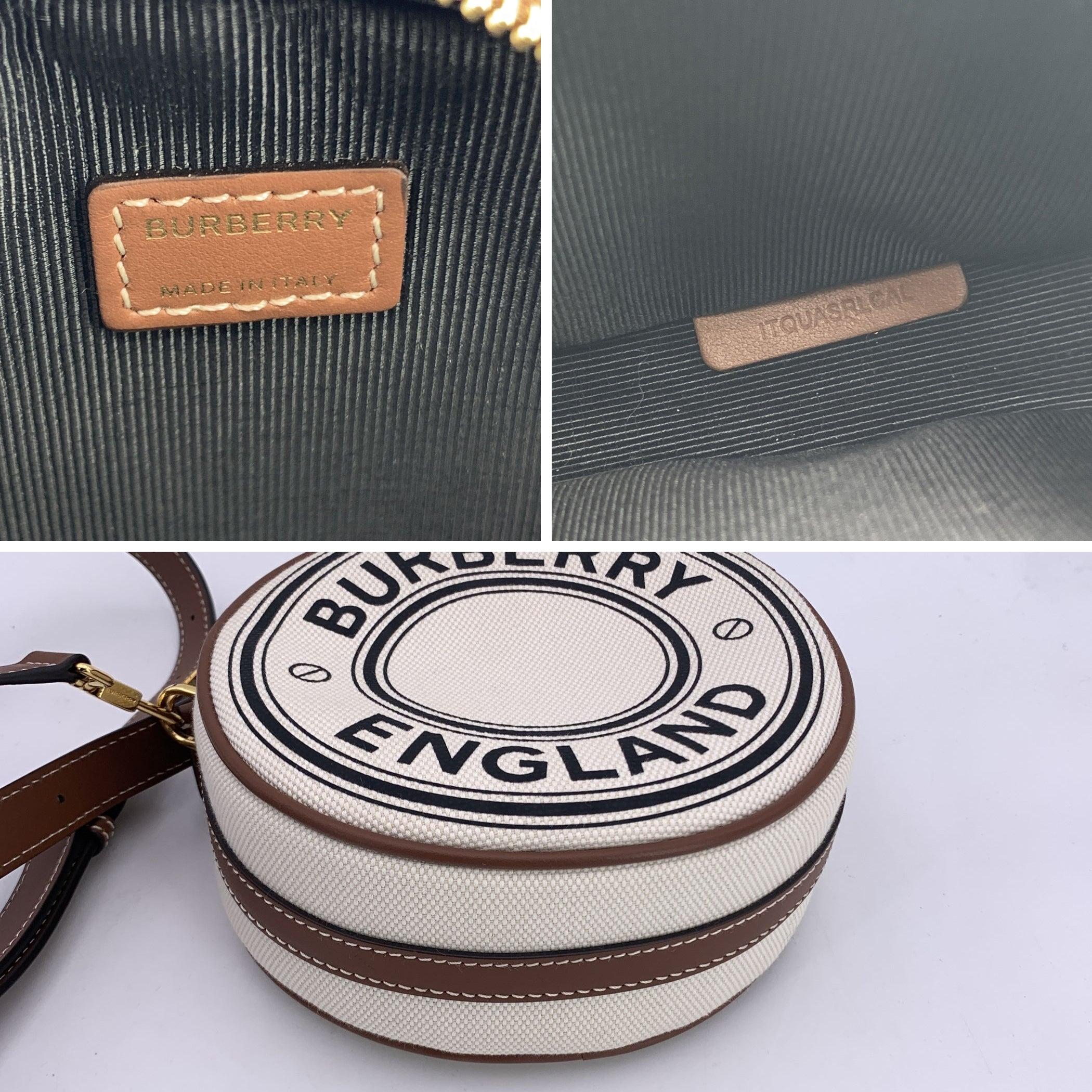 Bolso Crossbody Redondo Louise de Lona Beige con Logotipo de Burberry en venta 2