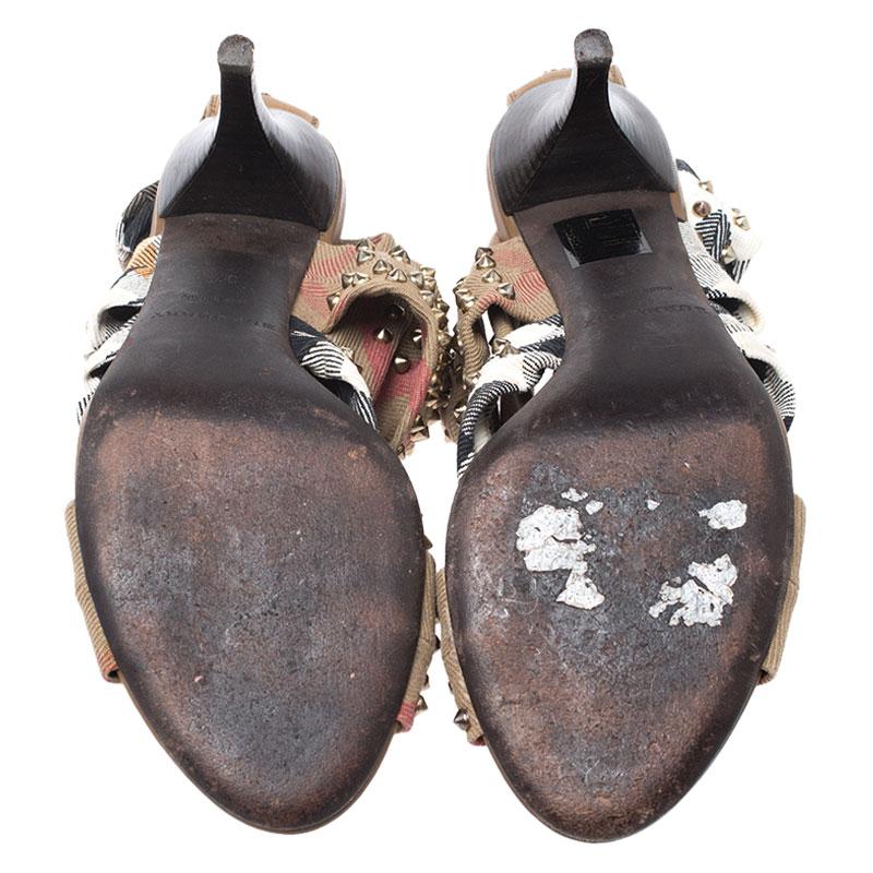 Burberry Beige  CrissCross Canvas Spike Studded Open Toe Sandals Size 37 For Sale 3