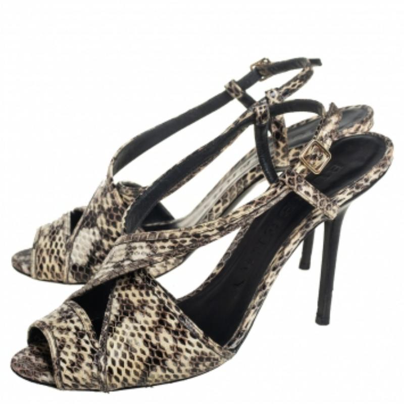 Burberry Beige Embossed Python Leather Criss Cross Slingback Sandals Size 39 For Sale 2
