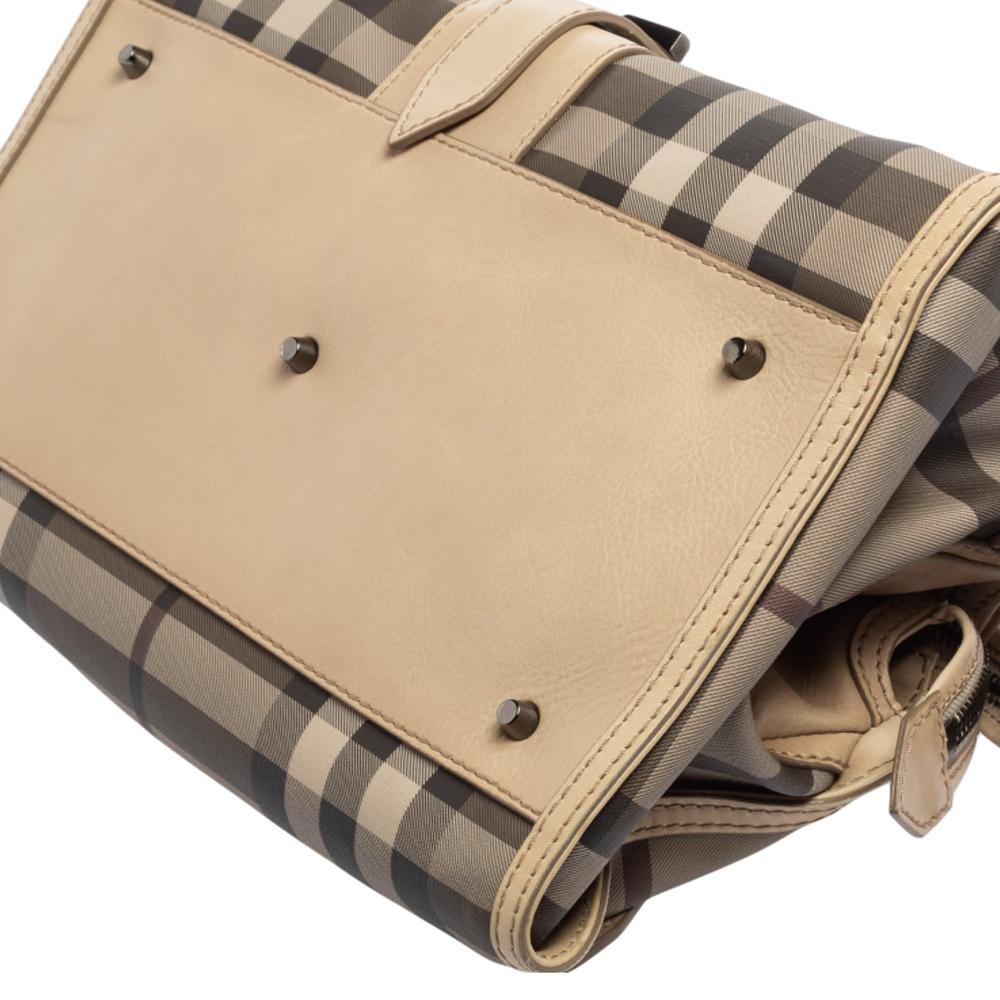 Burberry Beige/Grey Smoked Check PVC and Leather Bartow Bowler Bag In Good Condition In Dubai, Al Qouz 2