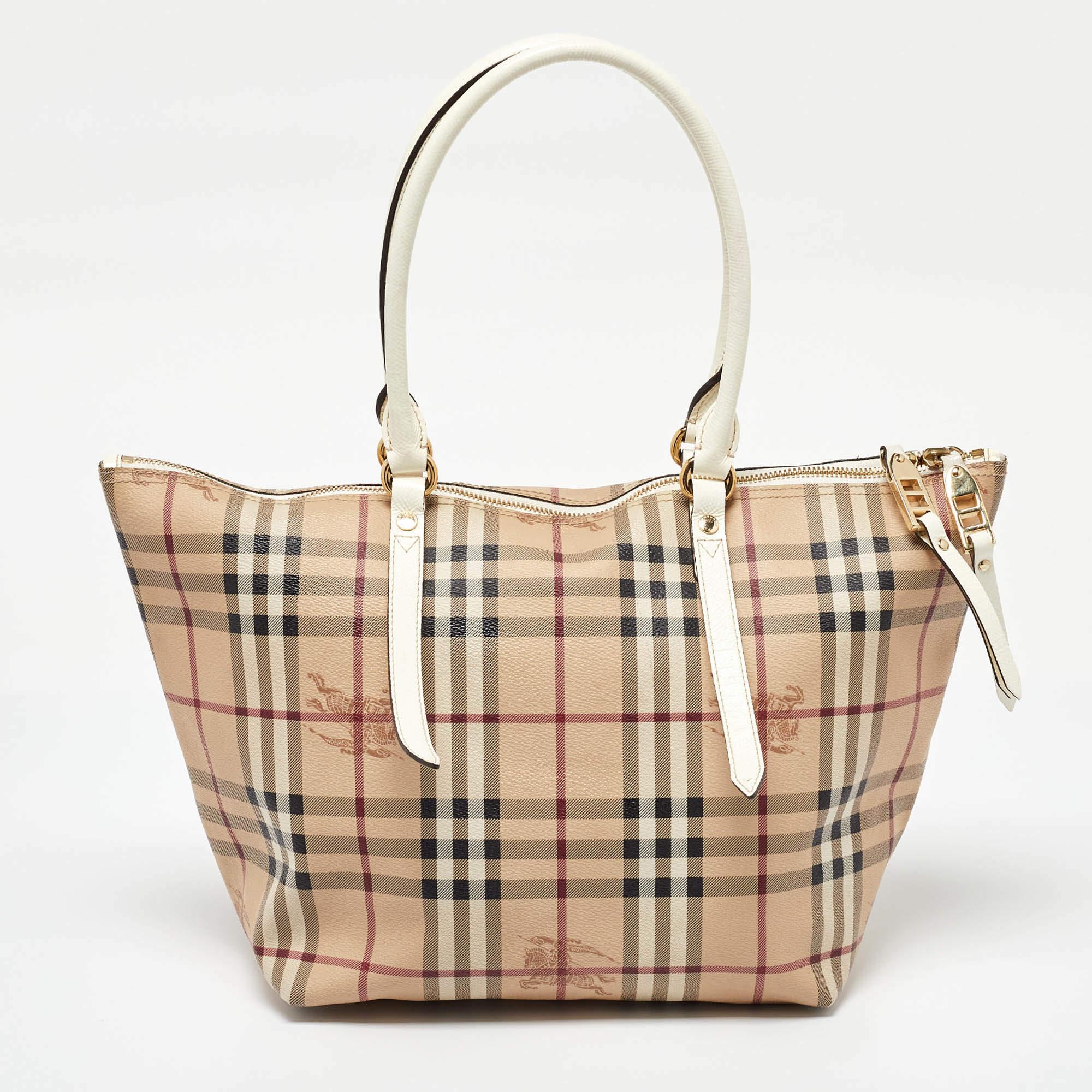 Women's Burberry Beige Haymarket Check Coated Canvas and Patent Leather Salisbury Tote For Sale