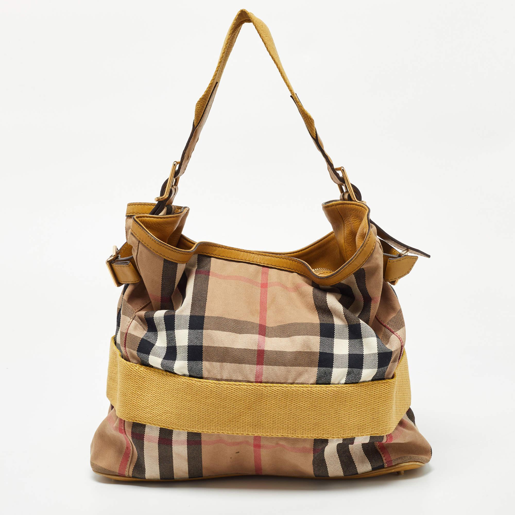 Burberry Beige Houe Check Canvas and Leather Aurelia Diaper Bag For Sale 11