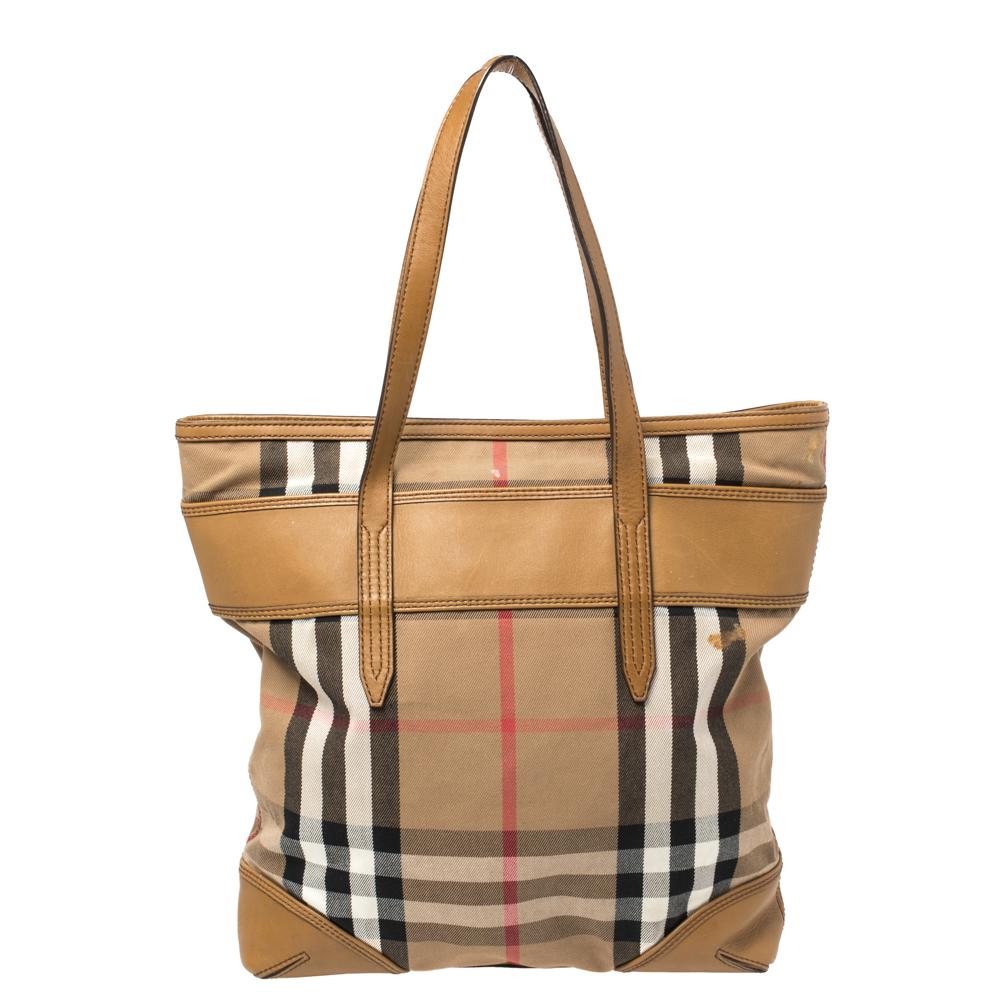 Burberry Beige House Check Canvas and Leather Marlow Shopper Tote In Good Condition In Dubai, Al Qouz 2