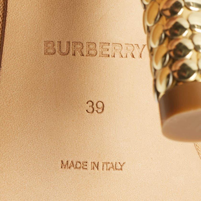 Burberry Beige Lace Ankle Length Boots Size 39 For Sale 4