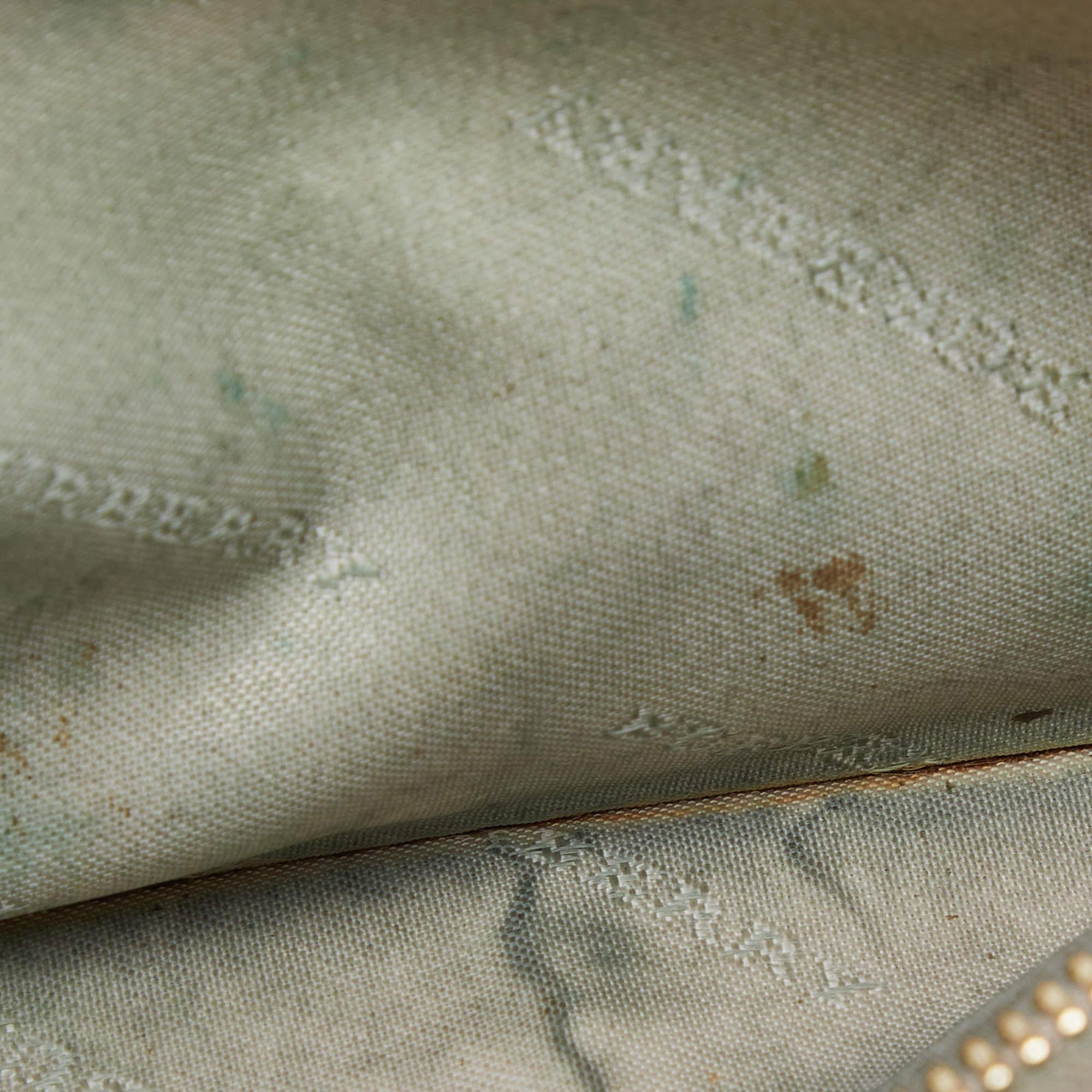 Beige Portafoglio continentale con fiocco in pelle beige di Burberry in vendita