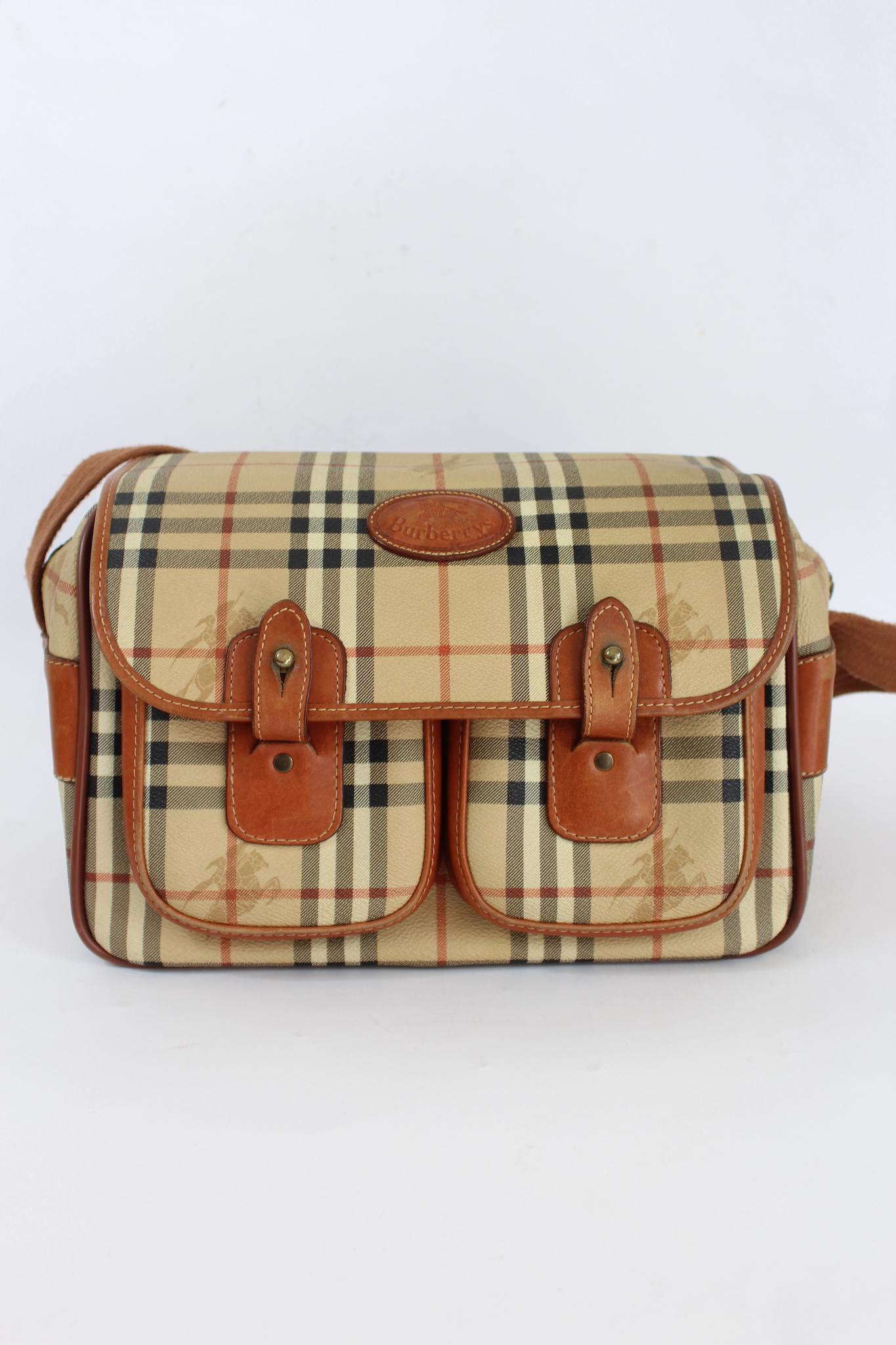 Burberry Beige Leather Canvas Check Vintage Trunk Bag In Excellent Condition In Brindisi, Bt