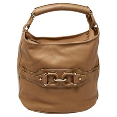 Burberry - Hobo en cuir beige à mors de cheval