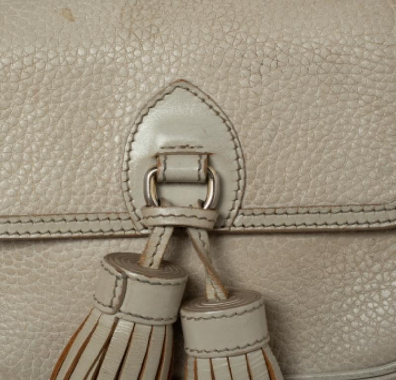 Burberry Borsa a tracolla con nappe in pelle beige 2