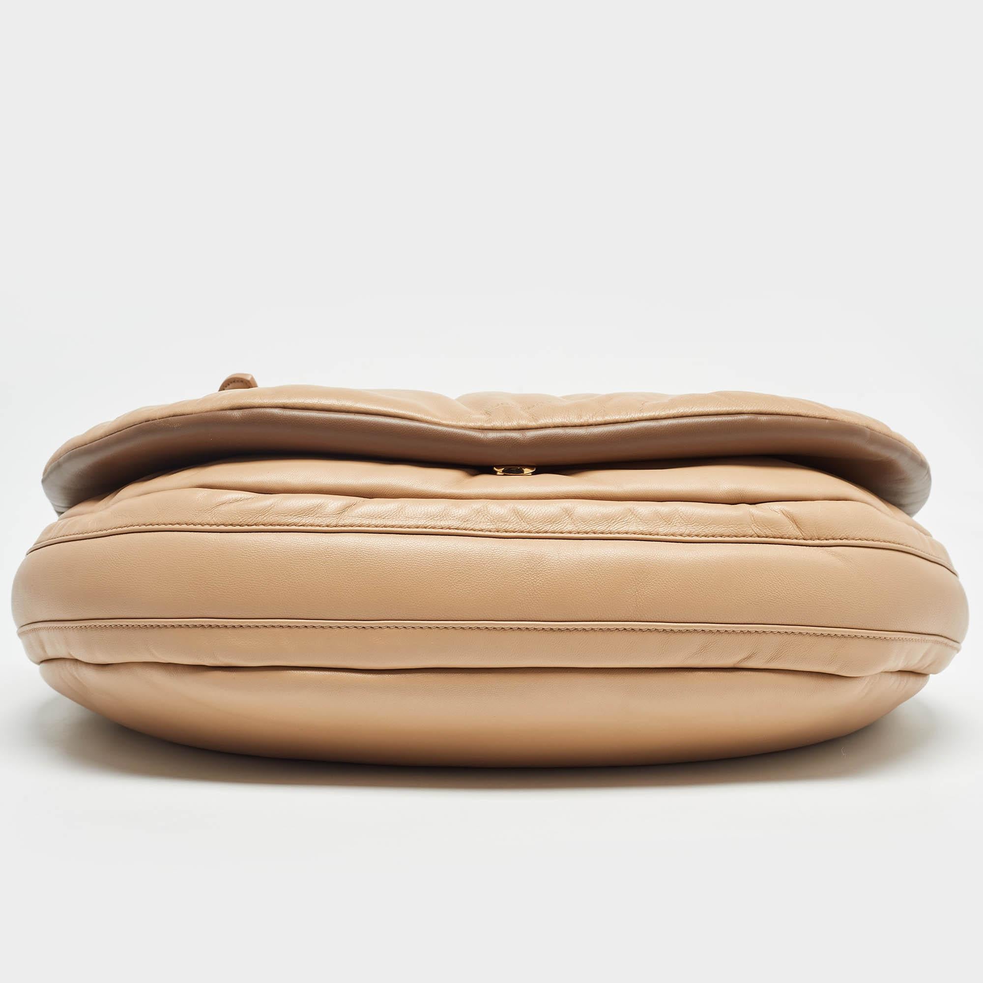 Burberry Beige Leather XL Olympia Shoulder Bag For Sale 2