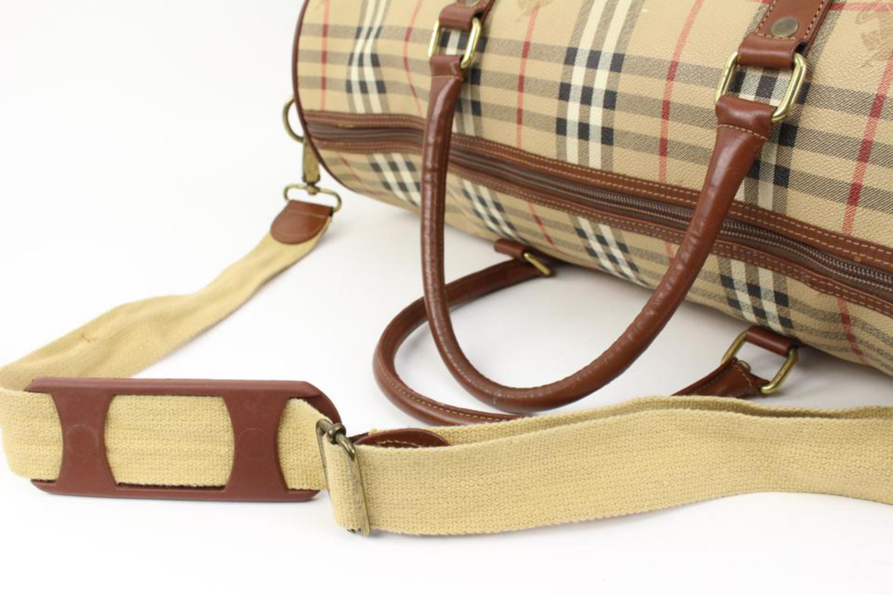 Burberry Beige Nova Check Boston Duffle Bag with Strap 42b324s In Good Condition For Sale In Dix hills, NY