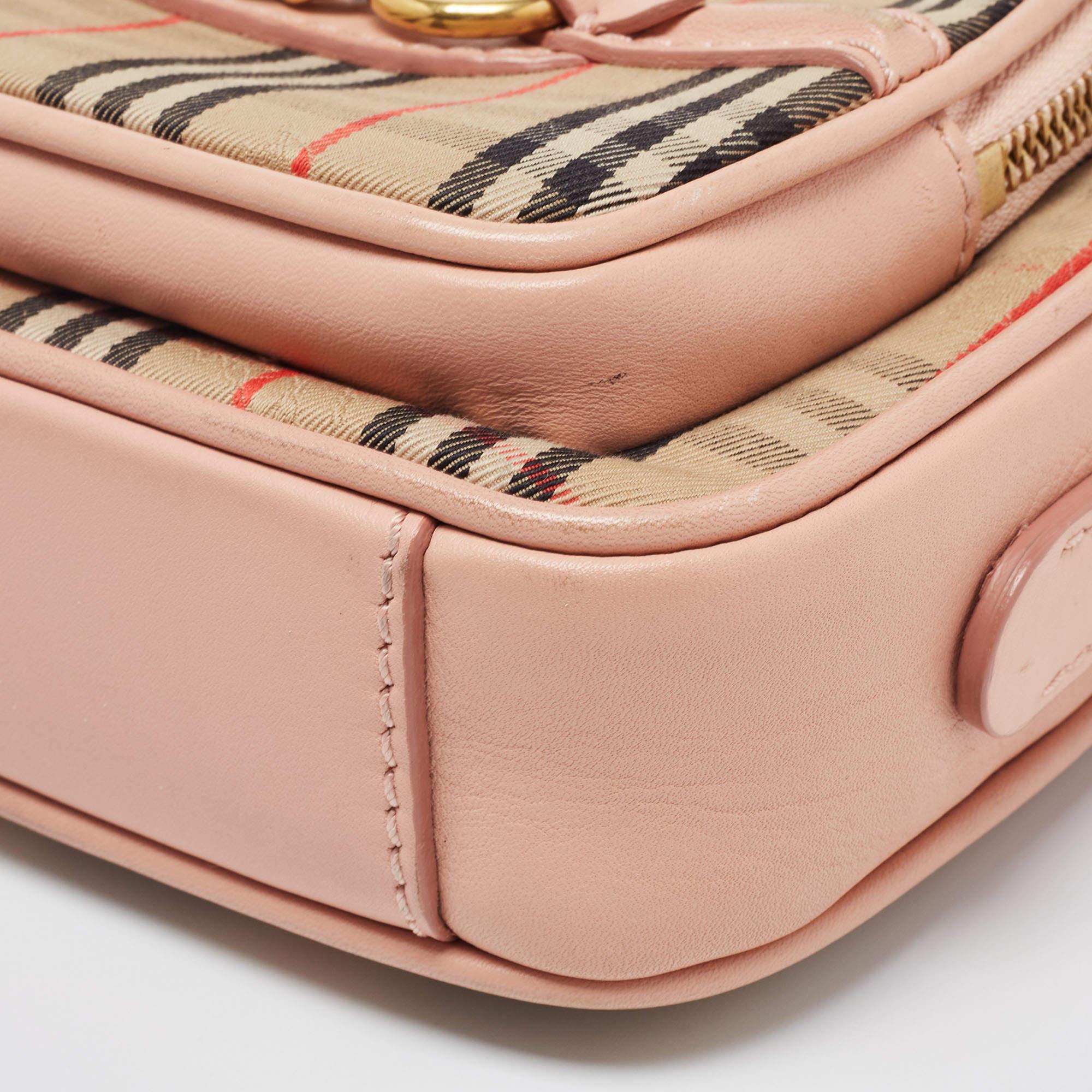 Burberry Beige/Pink 1983 Knight Check Canvas and Leather Link Camera Bag In Good Condition In Dubai, Al Qouz 2