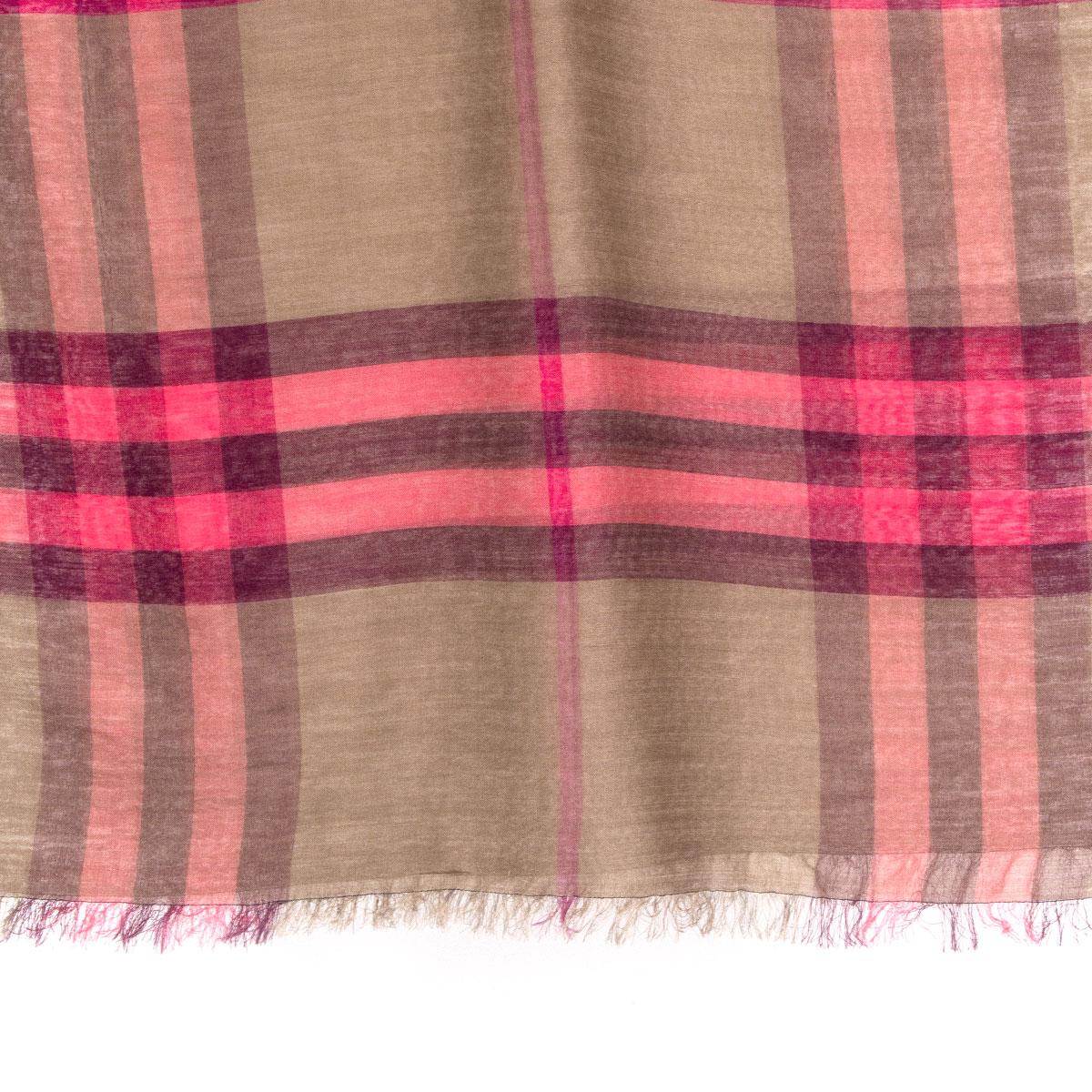 100% authentic Burberry scarf in pink, magenta and camel cotton and silk (feels like - content tag is missing). Has been worn and is in excellent condition. 

Width	70cm (27.3in)
Length	200cm (78in)

All our listings include only the listed item